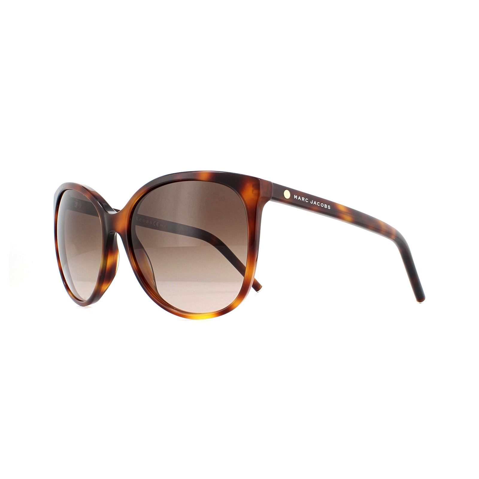 Marc Jacobs Sunglasses MARC 79/S 05L J6 Havana Brown Gradient are from the master of design Marc Jacobs who always brings a unique design ethos that is reflected well in the sunglasses collection. These trendy round shaped frames made of plastic are perfect for the modern fashionable woman.