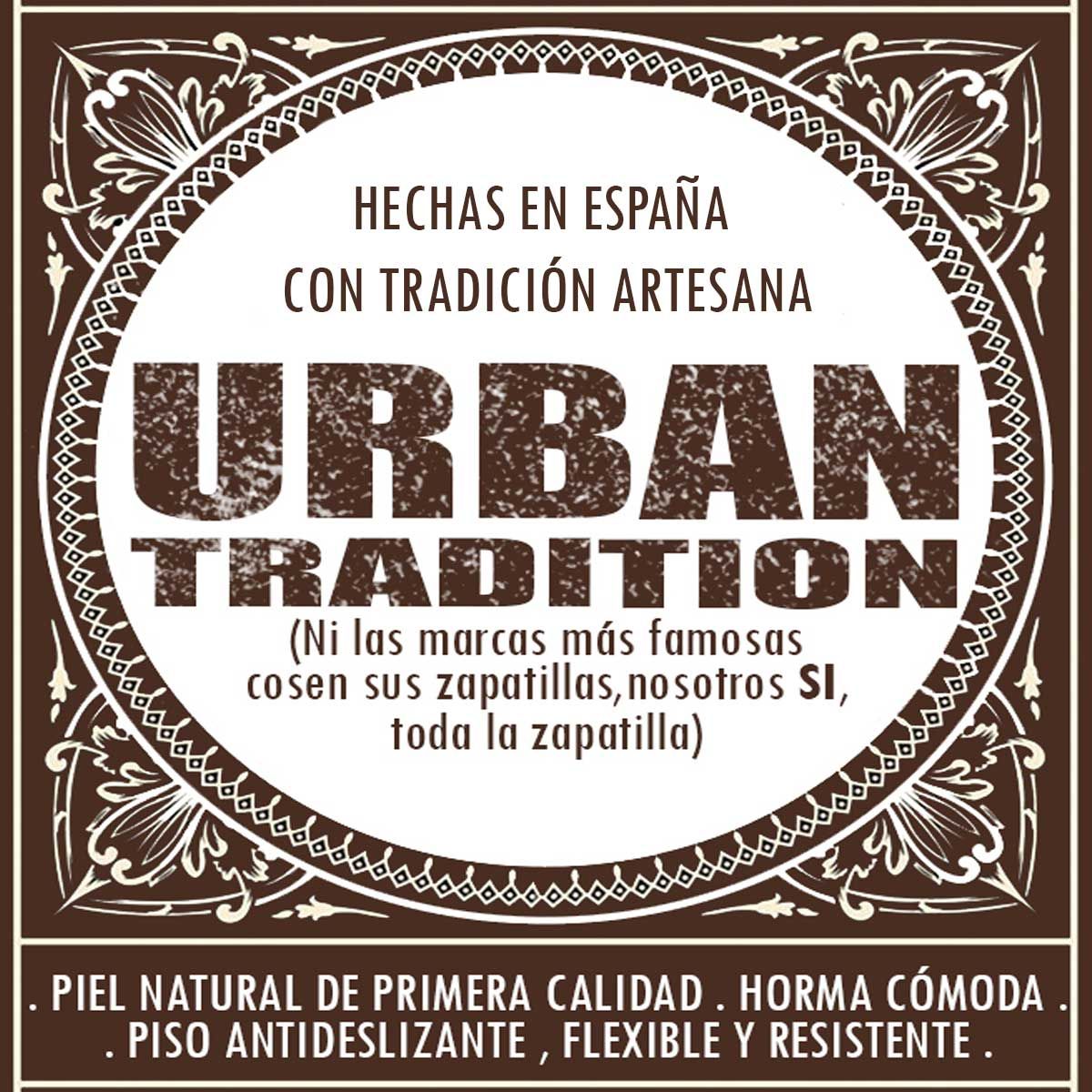 Urban Tradition is the most urban collection of Montevita, but stands out for the traditional form of manufacturing made in Spain. This collection is perfect for those people seeking comfort and feeling of freedom in the foot thanks to their last and materials. Why is the Urban Tradition collection called? For several reasons. The first is because of the Horm we have used so that this is as comfortable as possible. Second by the materials we use. 100% Chrome-free natural skin VI for the entire interior and natural skin and ecotextil for the rear plant. It is great to be able to use these shoes without sock or with fine pinky or invisible socks. The third reason why we call this collection is on its floor. Sewing artisanally, this feature does not comply with the most famous brands, we if we sear all the shoe, which gives it a durability superior to any other. This makes its quality unbeatable. The flexibility you have is checked when walking, you can notice how it adapts to each foot movement. The micro wedge version as is this model makes it even more comfortable because it facilitates the small elevation of the heel to walk more erect. It is also non-slip. It has back buttress. Very easy to clean with damp cloth.