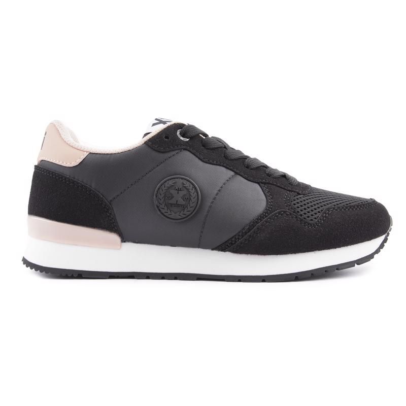 The Xti Trainers Feature A High Quality Mixed Upper With Signature Branding And Cushioned Insole. Perfect For Running Or Everyday Wear, This Black Option Has A Modern Design With A Padded Ankle Collar And A Retro Style Rubber Sole To Provide Comfort And Grip As Well As A Stylish-sporty Look.