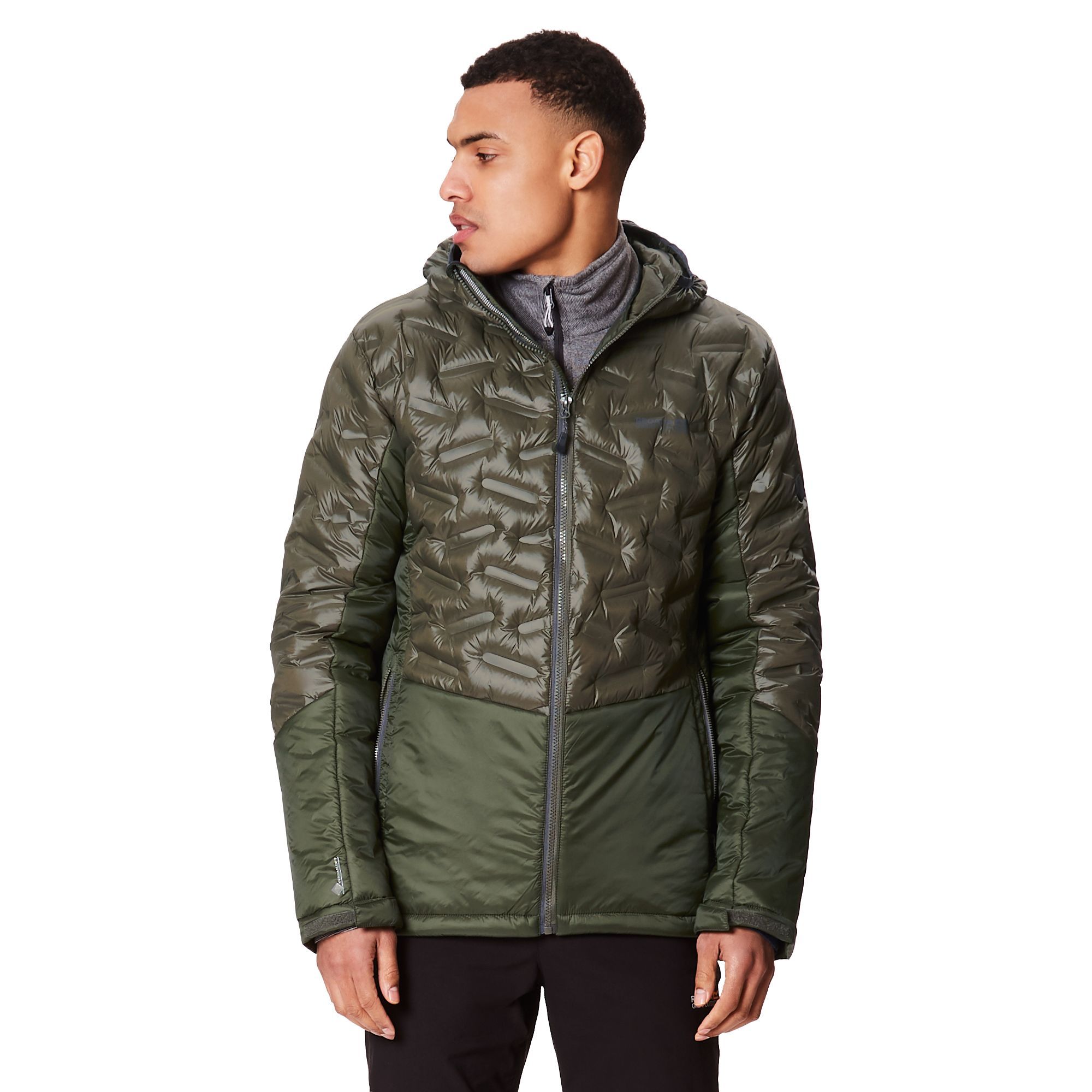 100% Polyamide. Lightweight down fill insulation. Warmloft soft-touch insulation. DWR water resistant finish. Attached hood with stretch binding. 2 zipped pockets.