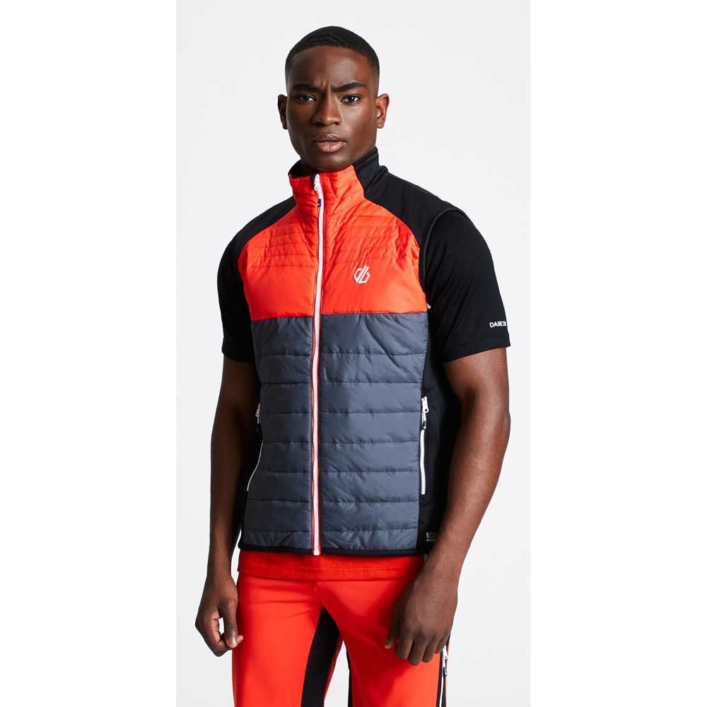 Polyester ripstop and core stretch mix. Insulating alpaca wool blend fill. Natural wicking and  odour control properties. 2 lower zip pockets. Stretch binding at hem. Full length zip with inner zip and chin guard. Packs down small.