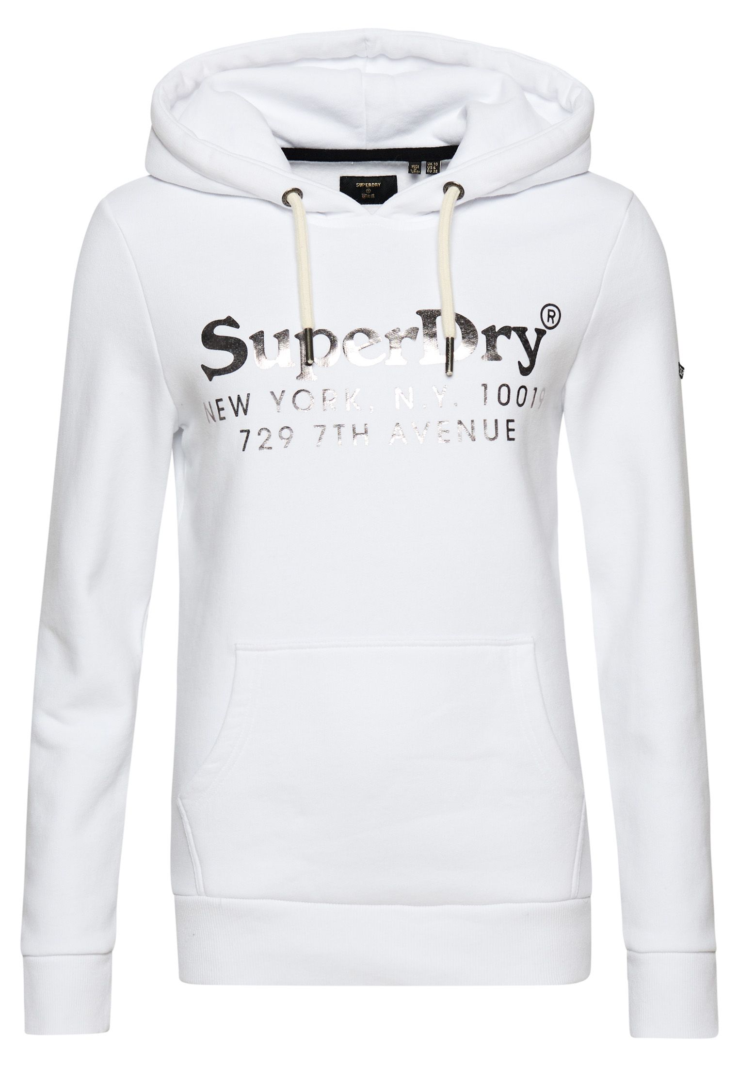 We love to tap into those old-school vibes when it comes to our vintage range, utilising names and locations that evoke nostalgia for the past. In particular, New York City inspires us through the stories of its workmen and rich, unique culture. When you rock this classic hoodie with its signature softness, you'll also be representing our Superdry family in a retro style.Relaxed fit – the classic Superdry fit. Not too slim, not too loose, just right. Go for your normal sizeDrawcord hoodLong sleevesPrinted graphic and logoRibbed cuffs and hemFront pouch pocketSignature Superdry tab