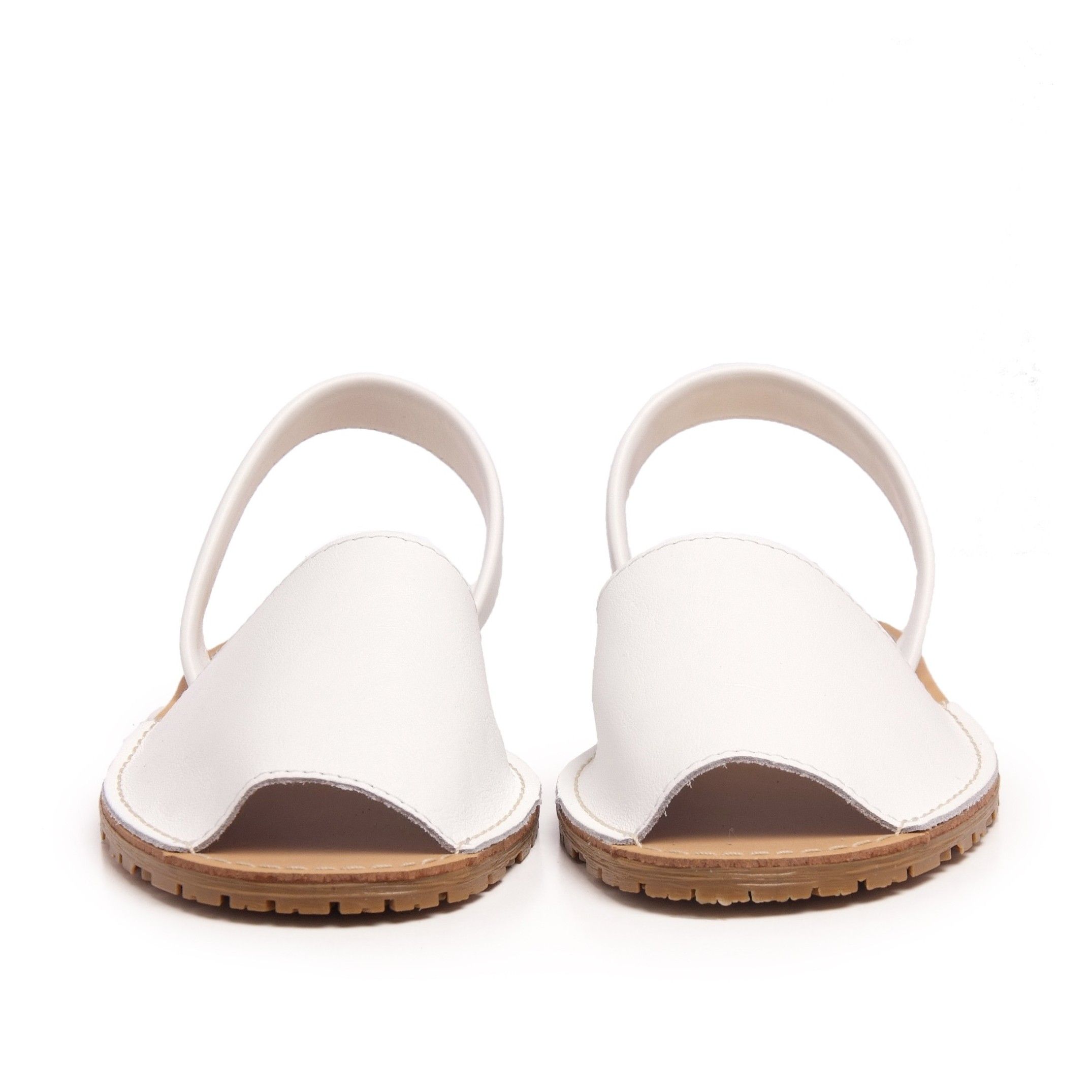 Classic leather sandal Menorquina. Upper and inner: leather. Sole: anti-slip rubber. MADE IN SPAIN