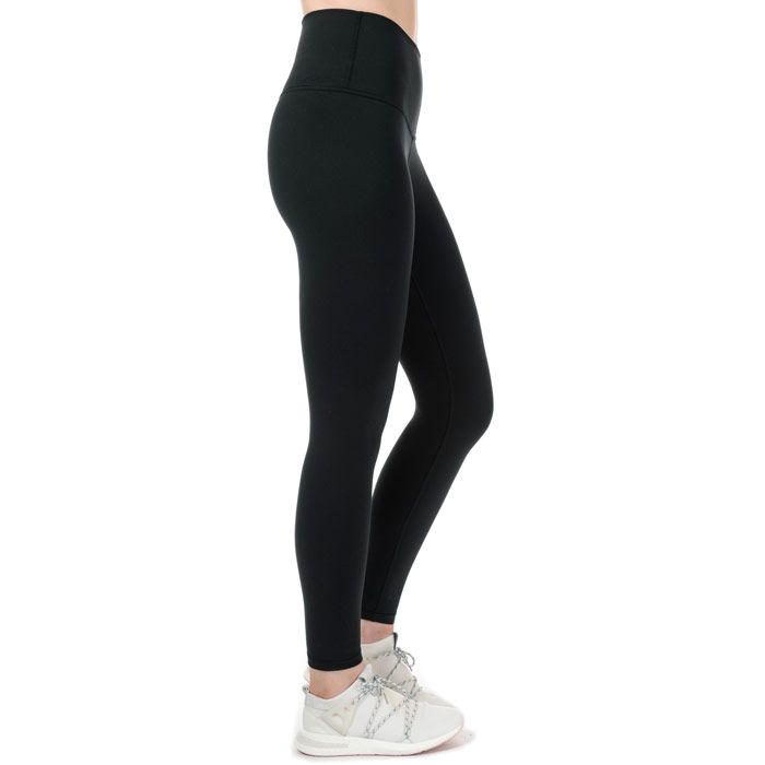 Womens Levi’s Logo Leggings in jet black.<BR><BR>- Wide  flat stretch waistband.<BR>- Flatlock seams for a smooth  comfortable fit.<BR>- Levi’s branding at left leg and rear waist.<BR>- Super soft  stretch jersey construction.<BR>- Mid rise.<BR>- Regular fit.<BR>- Inside leg length measures 26“ approximately.<BR>- 86% Polyamide  14% Elastane.  Machine washable.<BR>- Ref: 85894-0002<BR><BR>Measurements are intended for guidance only.