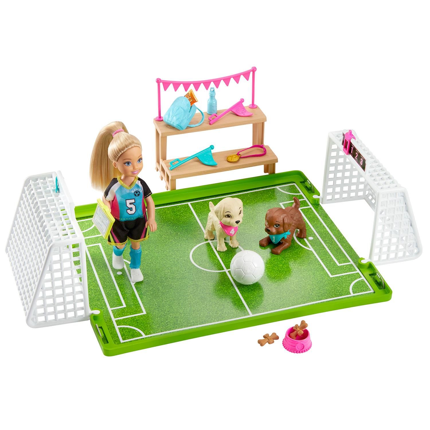Young imaginations can play out so many sports stories with the Chelsea doll, inspired by Barbie Dreamhouse Adventures, and her soccer playset.


Two goals, each with an adjustable scoring board, attach to a field area where Chelsea can practice and play -- press down on her shoulders for 
