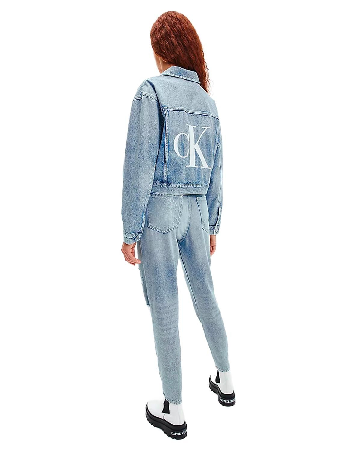 Brand: Calvin Klein Jeans
Gender: Women
Type: Jackets
Season: Spring/Summer

PRODUCT DETAIL
• Color: blue
• Fastening: buttons
• Sleeves: long
• Collar: classic
• Pockets: front pockets

COMPOSITION AND MATERIAL
• Composition: -100% cotton 
•  Washing: machine wash at 30°