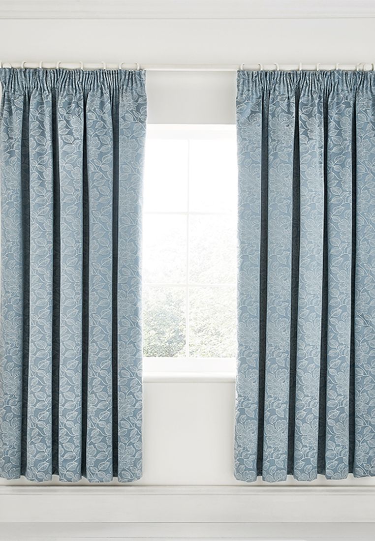 Jean is a delicate trailing branch and leaves design with a oxford pillowcase which is sold separately. Complete the look by adding the matching cushion and lined curtains. Avaliable in two colours. Made in China.