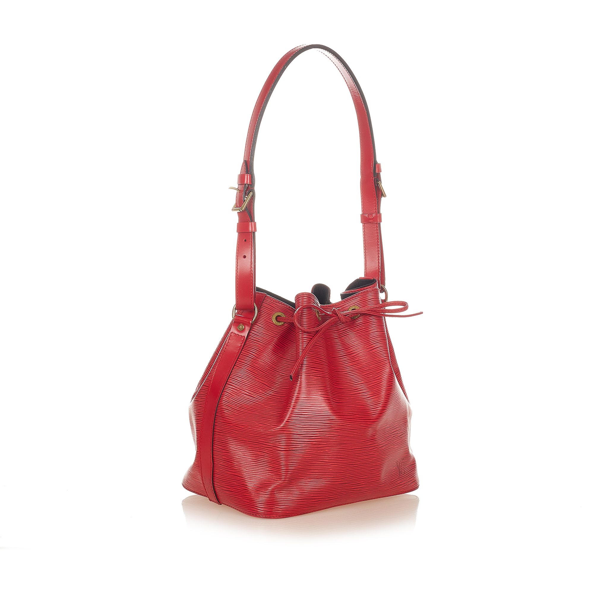 VINTAGE. RRP AS NEW. The Noe features an epi leather body, an adjustable shoulder strap, a drawstring closure, Alcantara lining, and an interior zip pocket.Exterior side is scratched and stained. Zipper is scratched. Interior lining is stained.

Dimensions:
Length 25cm
Width 23.5cm
Depth 17.5cm
Shoulder Drop 26cm

Original Accessories: This item has no other original accessories.

Serial Number: A2 1903
Color: Red
Material: Leather x Epi Leather
Country of Origin: FRANCE
Boutique Reference: SSU166272K1342


Product Rating: GoodCondition

Certificate of Authenticity is available upon request with no extra fee required. Please contact our customer service team.