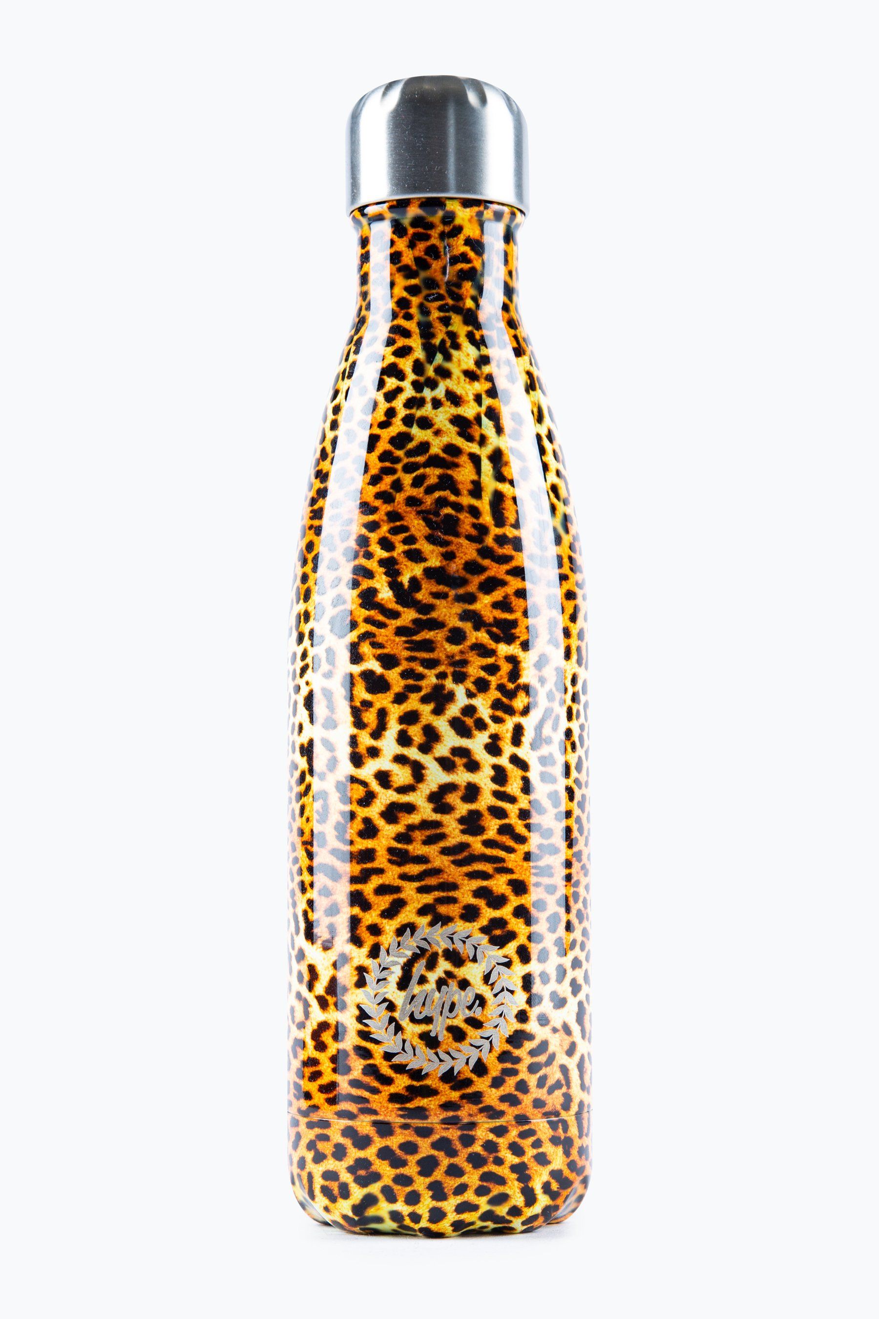 Keeping you hydrated, in style. Meet the HYPE. Leopard Reusable Water Bottle, perfect for when you're on the go. Designed in Aluminium to ensure your water stays ice-cold and for chillier days, keeping your oat milk latte warm for longer. Reuse it again and again with an airtight screw lid prevents spills. Designed in an all-over leopard inspired print in a neutral colour palette. Why not grab one of our lunch bags or backpacks with a bottle holder to complete the look. Hand wash only.