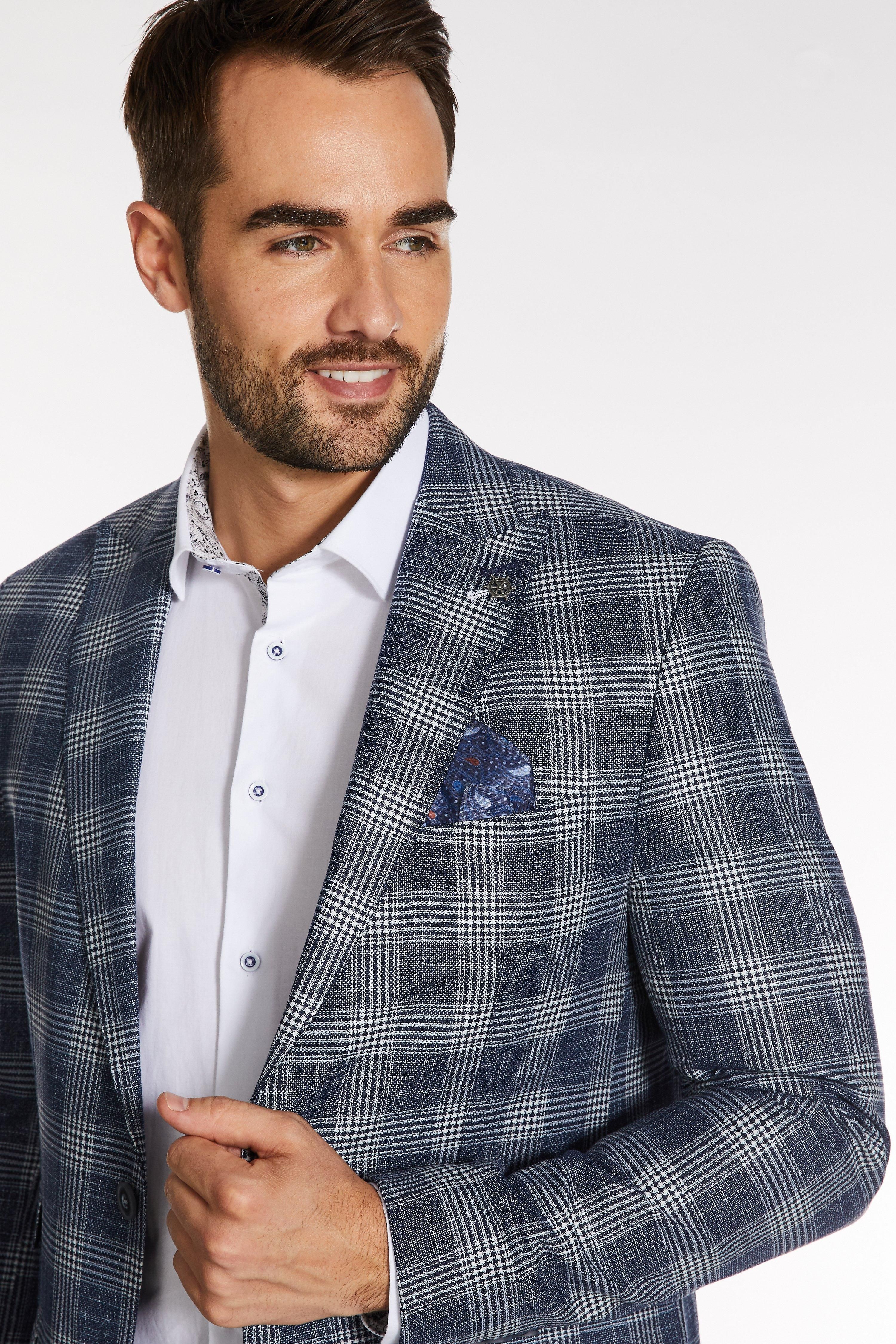 Check Design  	Peaked Lapel  	Chest Pocket with Square  	Paisley Printed Detail Lining  	Internal Pockets  	Fuctional Side Pockets and Accent Pocket  	Double Vented Back  	2 Button Fastening