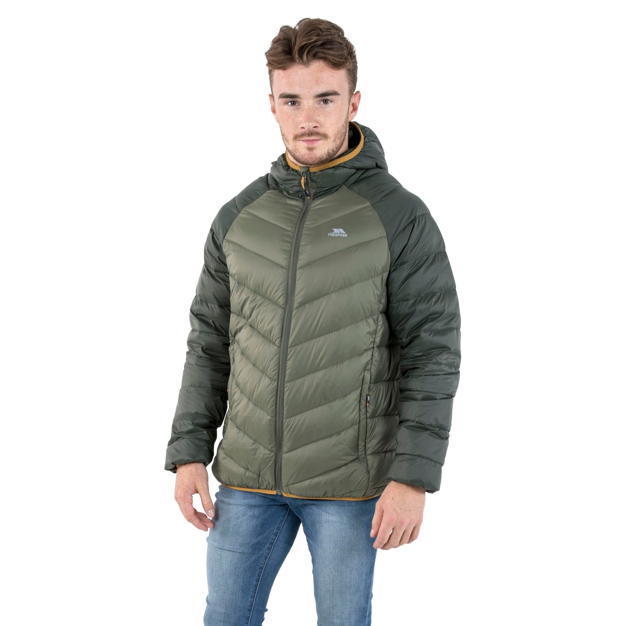 Helping you to keep warm and on-trend, the Rusler mens down jacket will allow you to go about your day comfortably even when it`s cold out. Grown on hood, down padded jacket. Contrast binding on hood, cuffs and hem. Contrast sleeve and hood detail. Material: Shell: 100% Polyamide. Lining: 100% Polyamide. Filling: 90% Down 10% Feather. Trespass Mens Chest Sizing (approx): S - 35-37in/89-94cm, M - 38-40in/96.5-101.5cm, L - 41-43in/104-109cm, XL - 44-46in/111.5-117cm, XXL - 46-48in/117-122cm, 3XL - 48-50in/122-127cm.