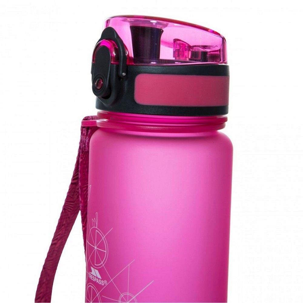 Tritan sports bottle. Lockable flip lid. Wrist strap. BPA free.