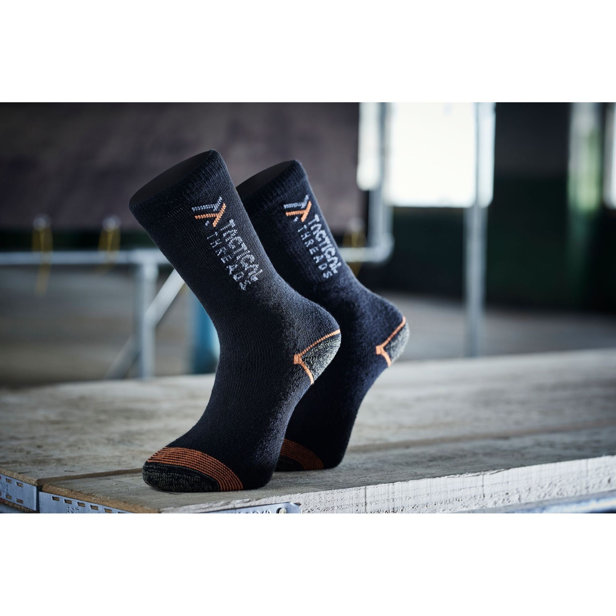 68% Cotton, 16% Acrylic, 14% Polyester, 2% Elastane. 3 pair pack of socks. Hardwearing loopstitch design. Ribbed ankle cuff for extra support. Cushioned loopstitch heel and toe. Flat toe seam for comfort.