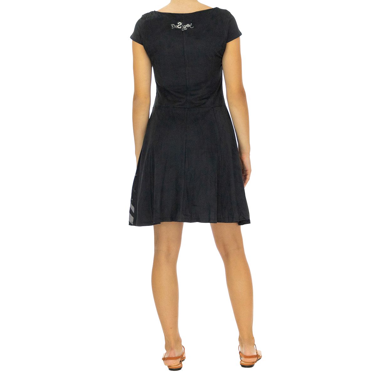 Desigual 36V2129-2000-M Easy to wear and to pair with, this black dress is the perfect clothing piece for daywear.