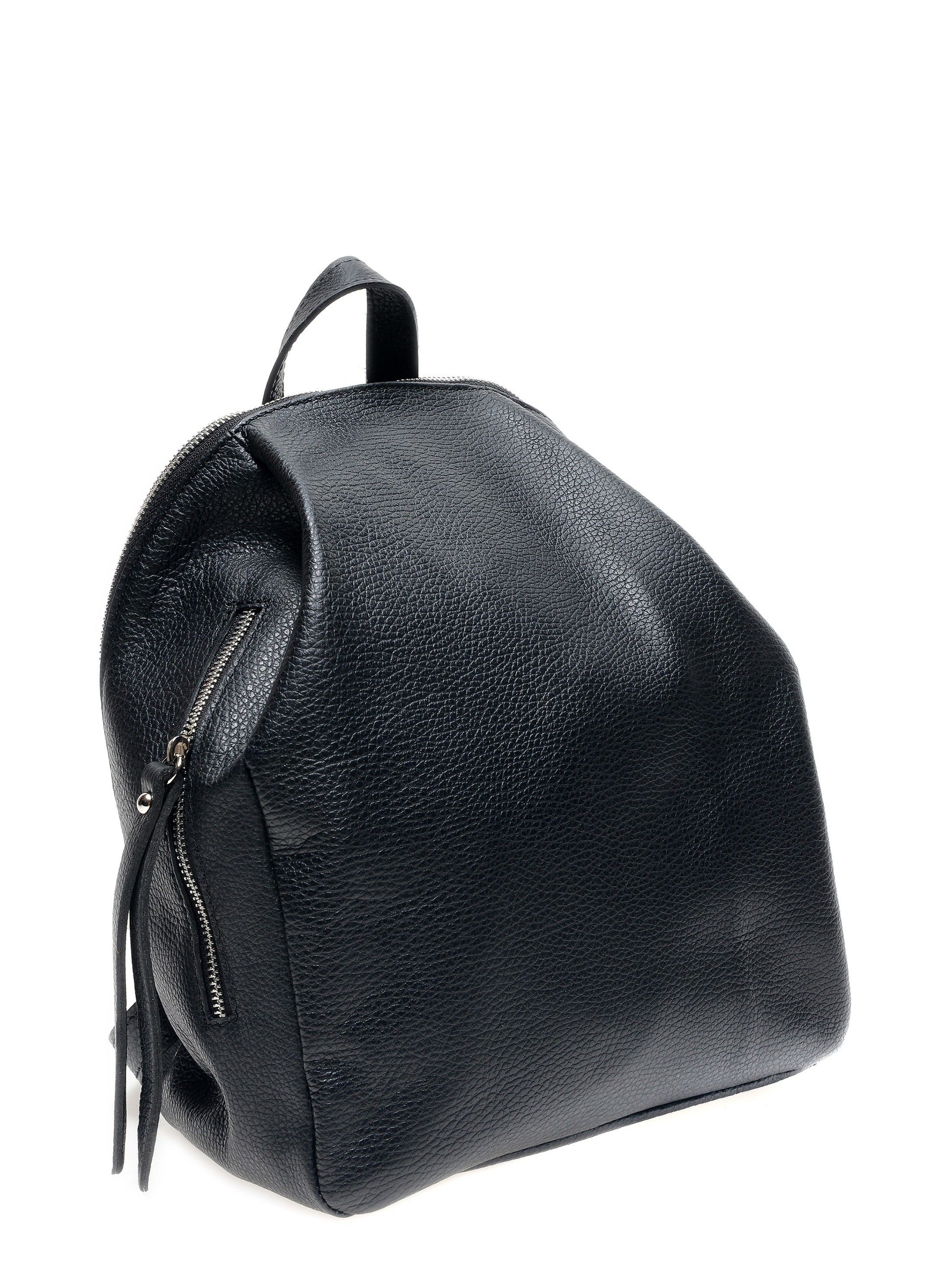 Backpack
100% cow leather
Top zip closure
Front zip pockets
Interior zip pocket and phone compartment
Back zip pocket
Dimensions (L): 30x31x13 cm
Handle: 20 cm
Shoulder strap: 80x2 cm