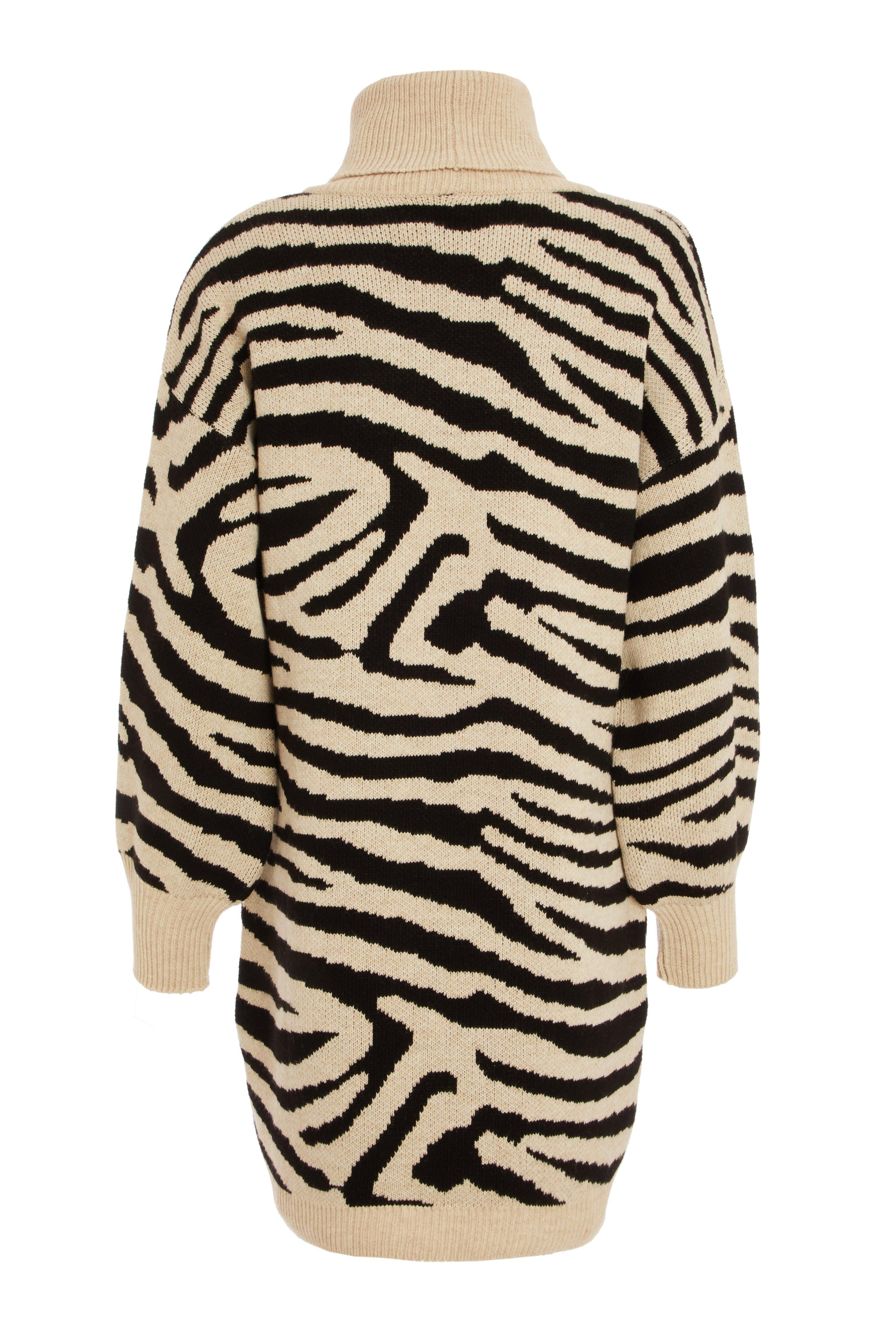 - Knitted dress  - Animal print   - Turtle neck  - Long sleeve  - Jumper dress  - Length: 90cm approx  - Model height: 5' 9
