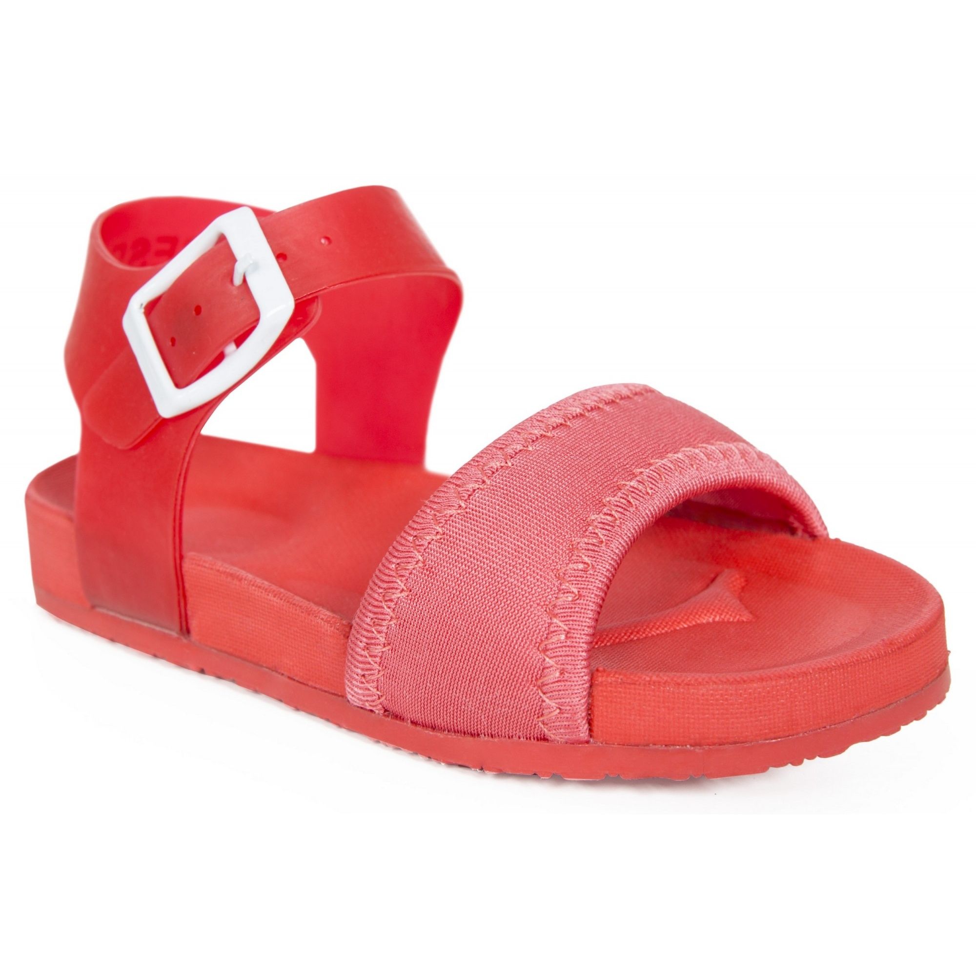 Kids sandals. Adjustable buckle strap. Cushioned and moulded footbed. Durable traction outsole. Upper: PVC/Textile, Midsole: EVA, Outsole: TPR.