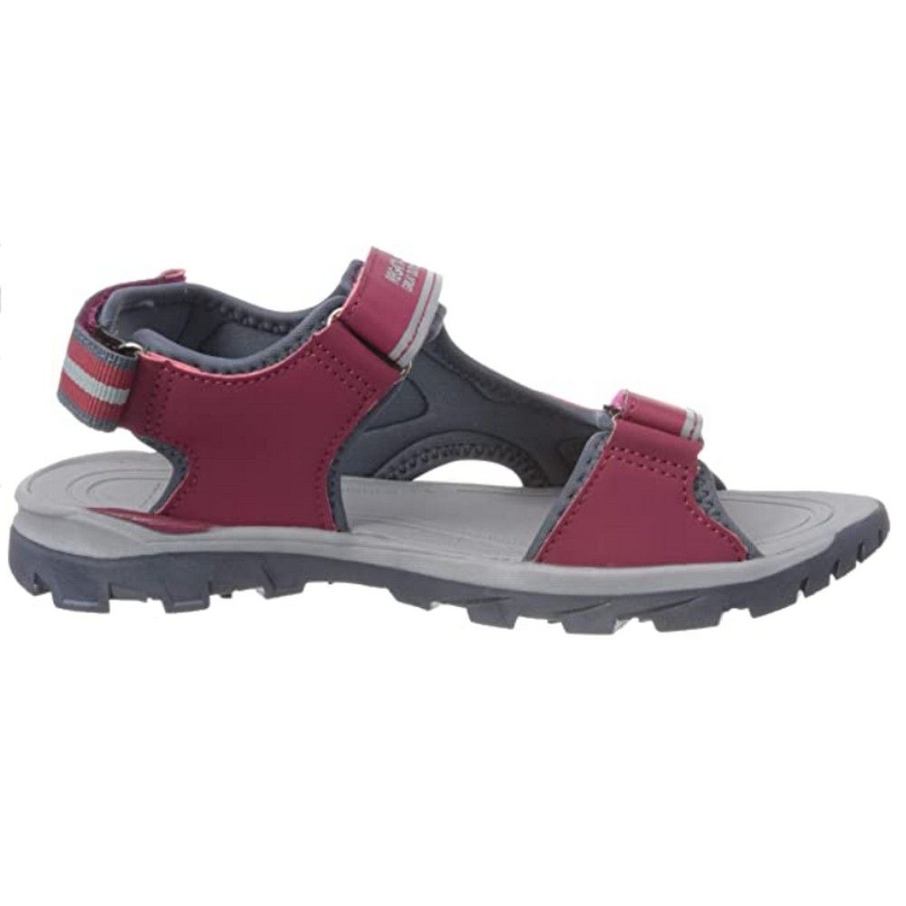 85% polyurathane, 15% polyester. Lightweight sports mesh and PU upper. Spandex lining for extra comfort and a positive fit. Adjustable hook and loop straps with webbing trim across foot and heel to ensure correct fit. PU instep stability arm. Water friendly comfort EVA footbed. Lightweight TPR outsole, hardwearing slip resistant durable outsole.
