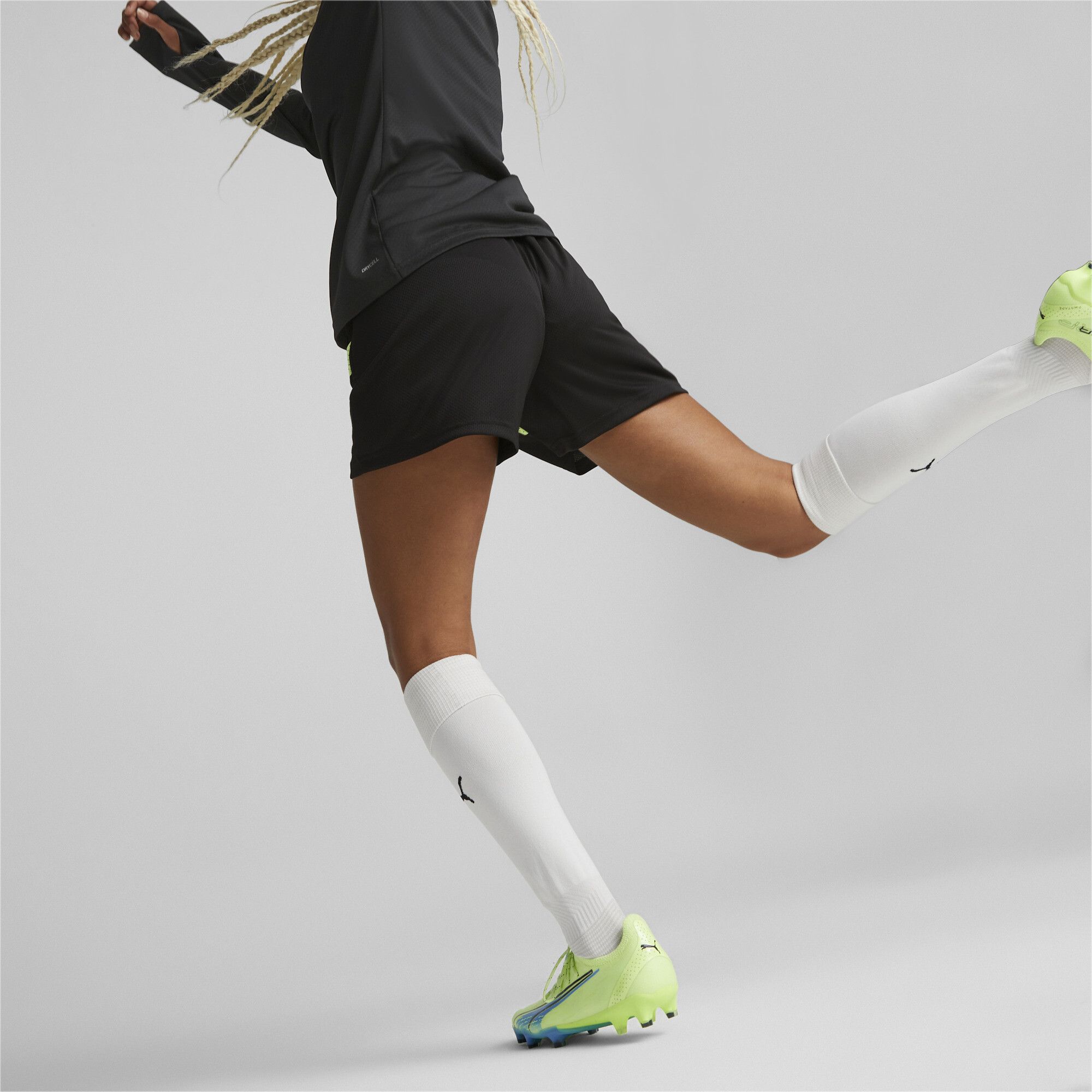 Alisha Lehmann: Dominating The Pitch And Social Media - 0ngqvlh