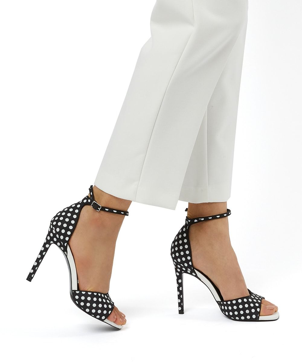 The perfect style for summer events, our Mango heels feature a classic monochrome polka-dot. Team this peep-toe pair with vibrant colours for a feminine uplift.