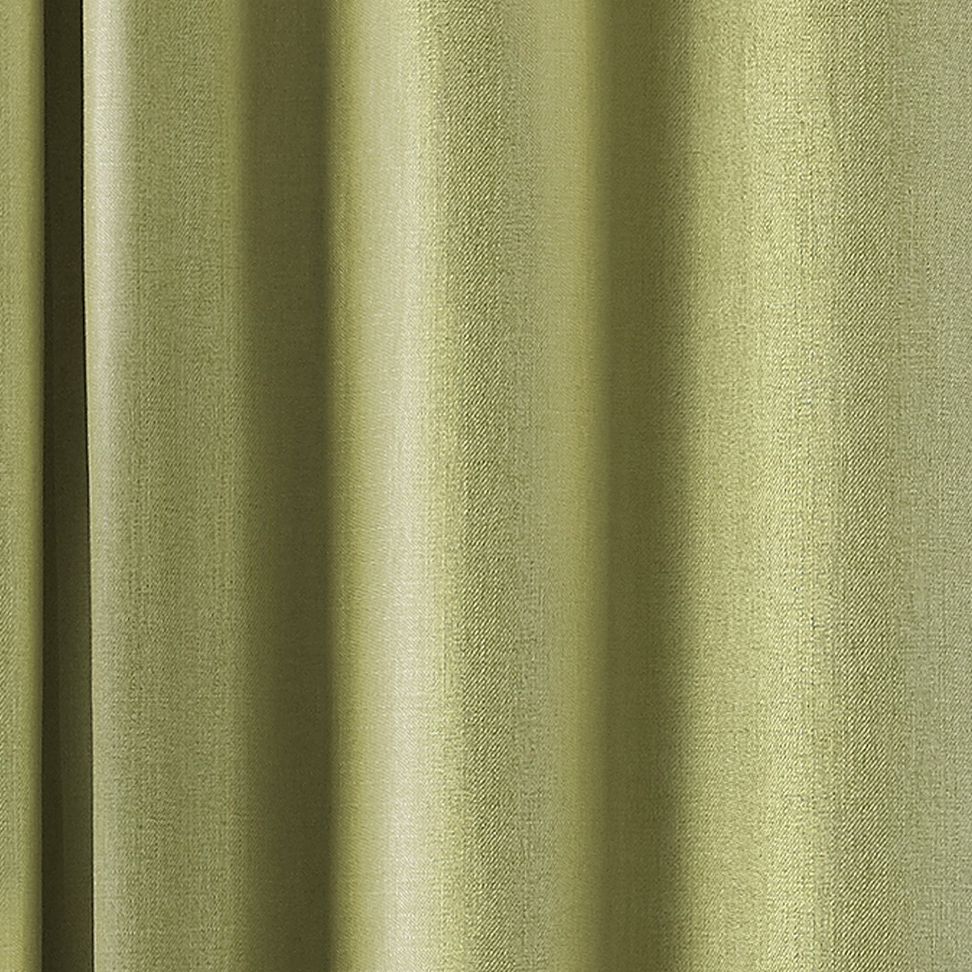 The Atlantic curtains feature a plain twill woven fabric in a range of earthy tones to suit any home style.  Made of 100% robust polyester these curtains don’t stain easily. With stainless steel eyelet holes the Atlantic curtains are easy to hang and only require a curtain pole for installation and come in a range of sizes to fit any window area.