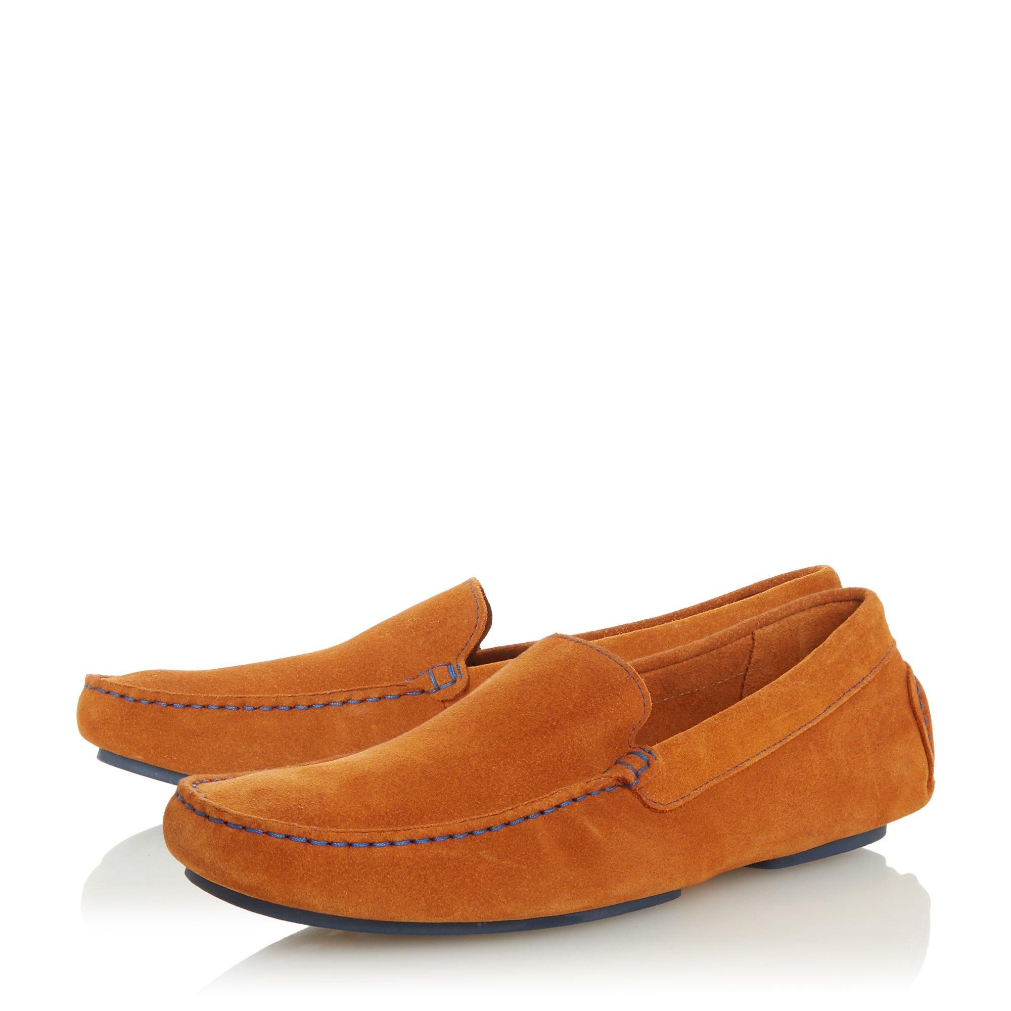 Create smart-casual looks with the Boabab loafer from Dune London. Showcasing a sleek driver design with contrast apron stitching. Complete with a smooth suede upper and practical rubber sole.