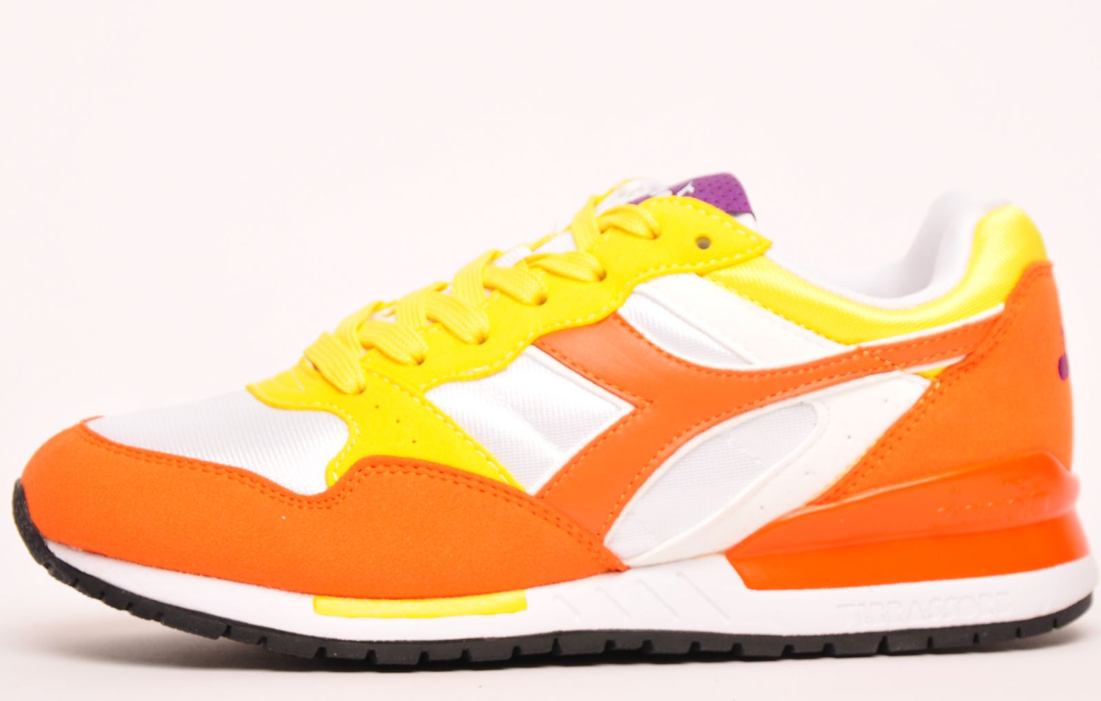 diadora intrepid nyl