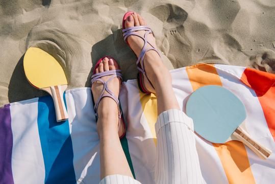The hidden seaside gem of Wales! These shoes match the colourful seaside buildings inside the walled town. They are the perfect attire for brunch at The Moorings and also a walk on the beach. 