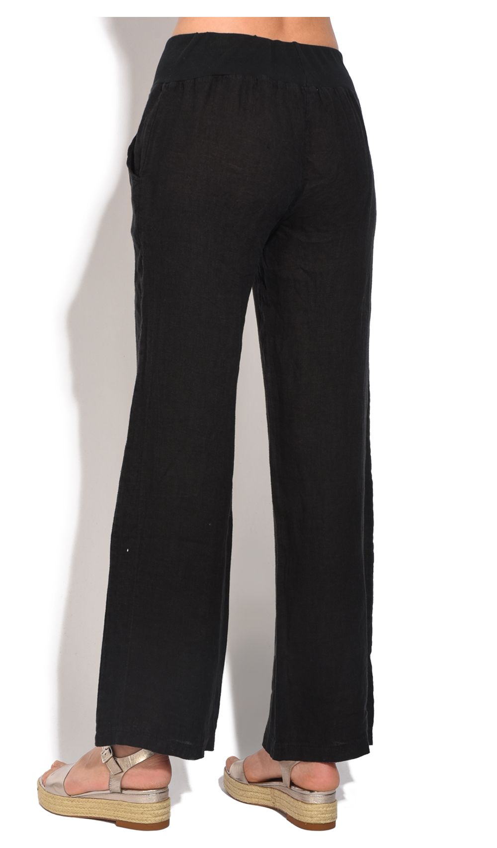 Fluid straight cut Pant with pockets and elastic waistband