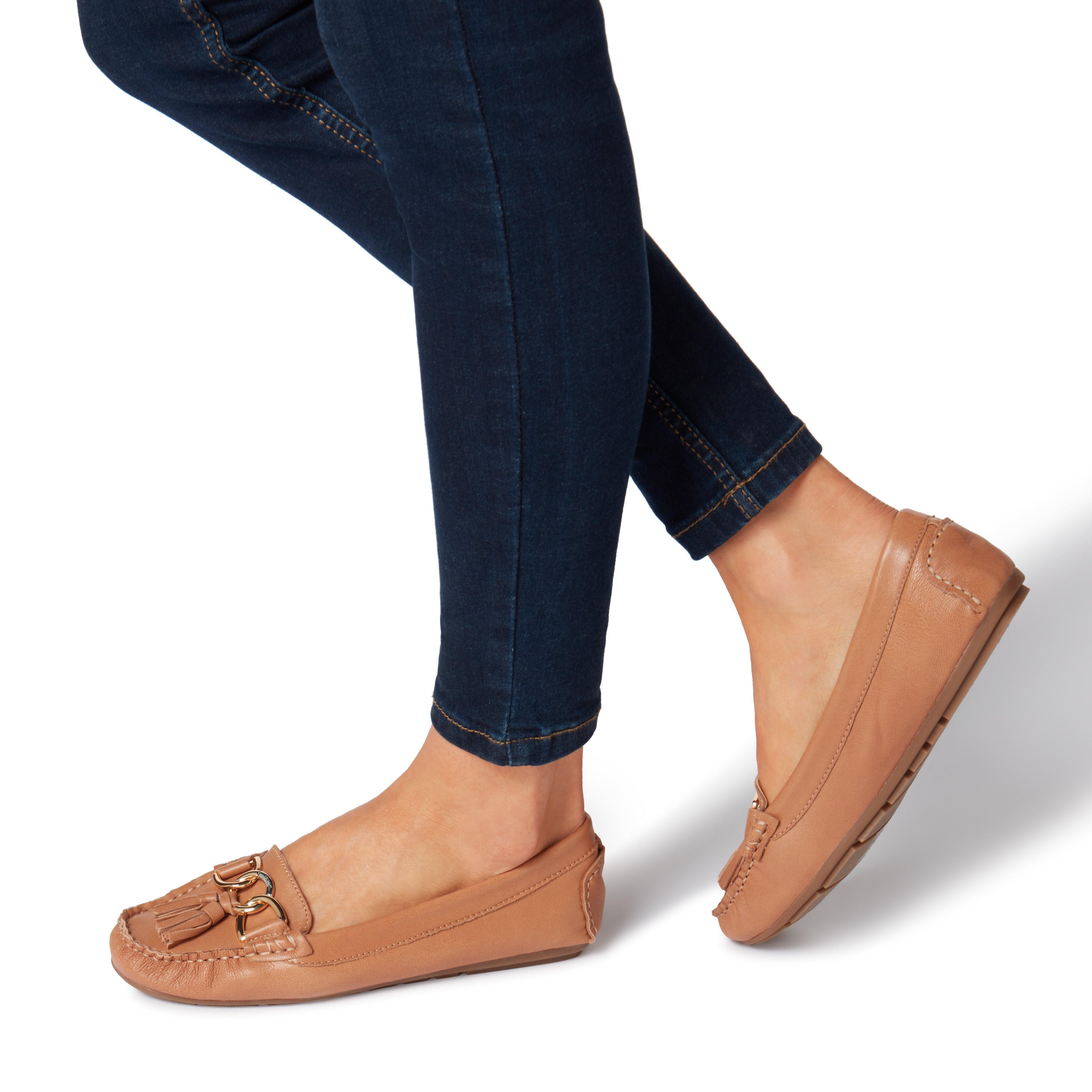 Refresh your daytime edit with the Geena moccasin from Dune London. Made from leather, the slip-on design features classic apron stitching. Complete with a cleated sole, chic metal hardware and tassel detailing.