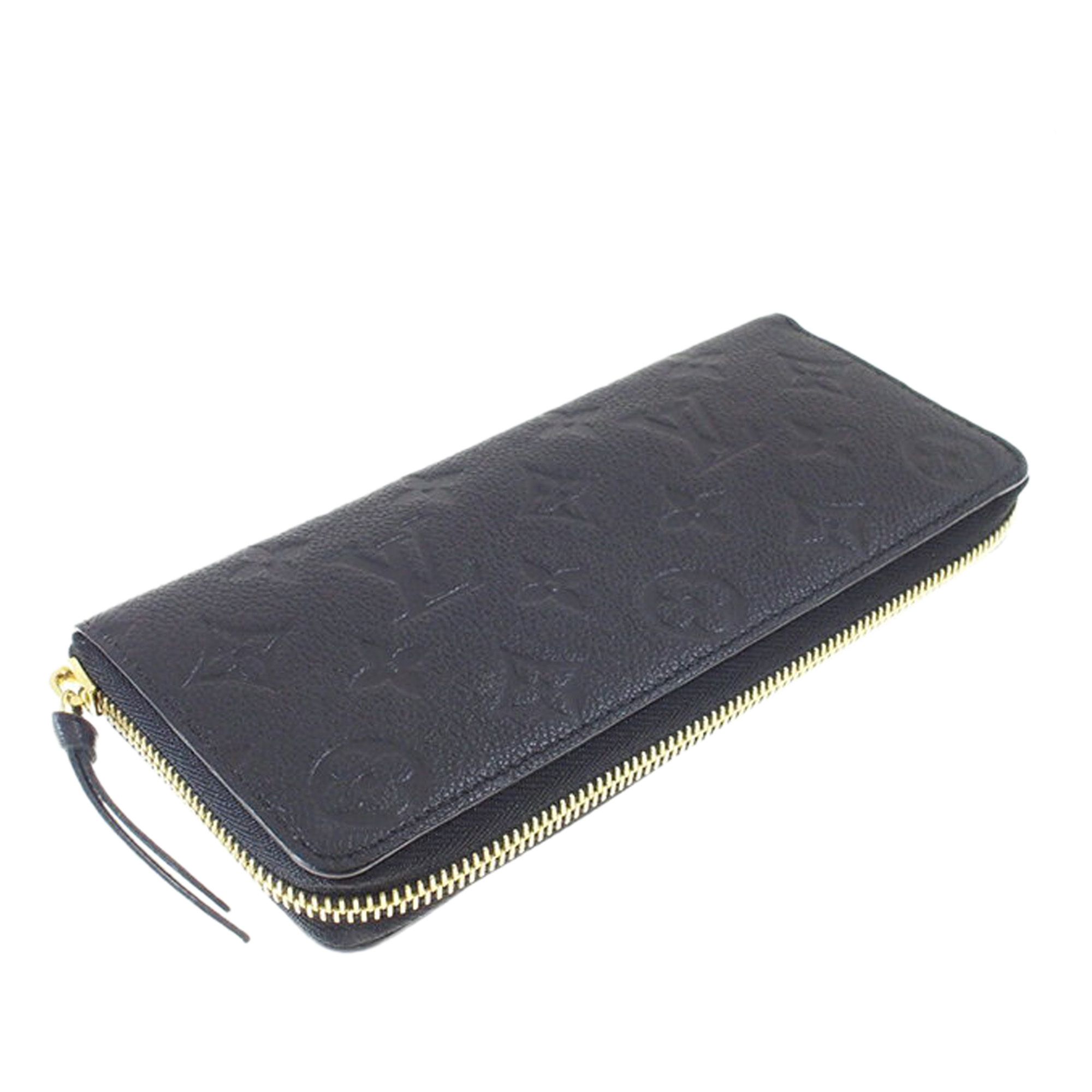 VINTAGE. RRP AS NEW. The Monogram Empreinte long wallet features a leather body, a zip around closure, and an interior zip and slip pockets.
Dimensions:
Length 10cm
Width 20cm
Depth 1cm

Original Accessories: Dust Bag

Color: Black
Material: Leather x Monogram Empreinte
Country of Origin: France
Boutique Reference: SSU104644K1342


Product Rating: GoodCondition