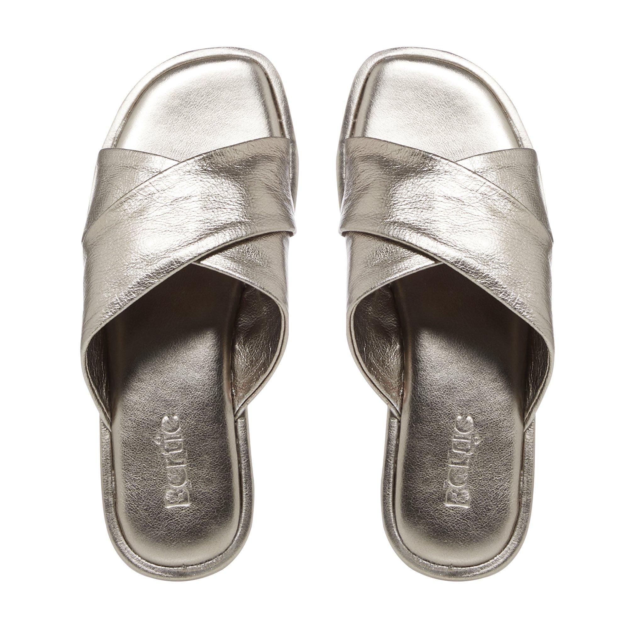 The Lennex sandal from Bertie is a stylish summertime essential. The classic slip on design features crossover straps. Resting on a flat sole for all-day comfort.
