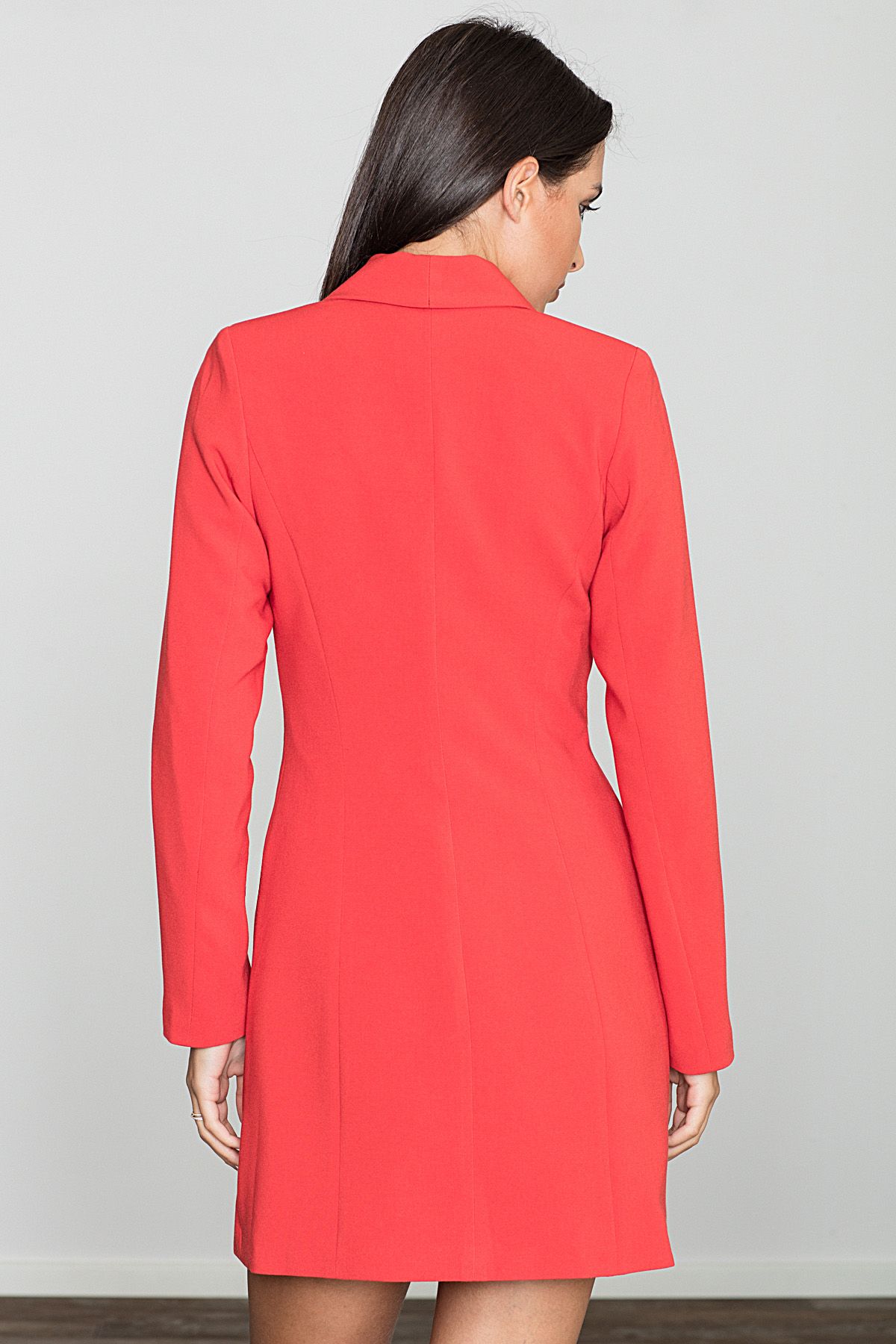 red suit sleeveless