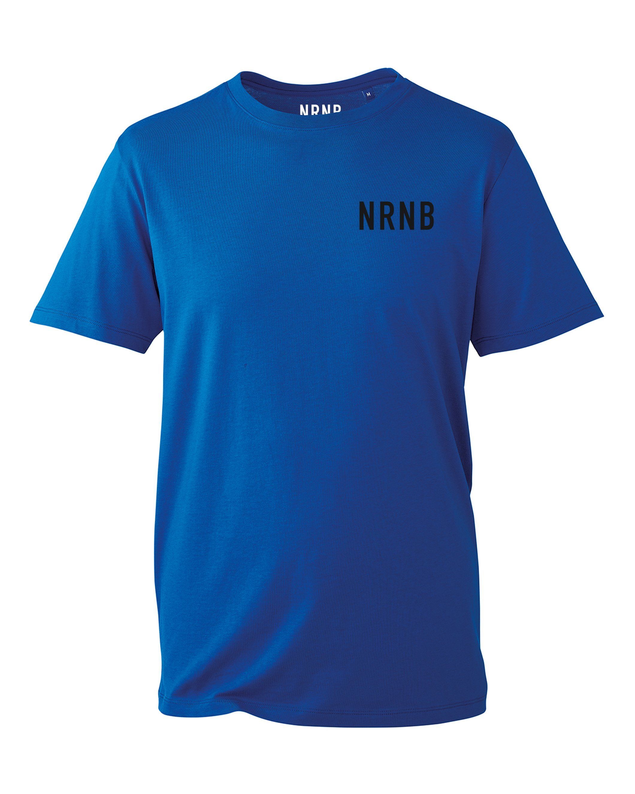 Our entry tee has an incredibly soft-feel finish and the ultimate ribbed crew neck. All with chain stitch detailing on the shoulders and nape of the nec,. Wear it to perfection. Fashion fit.  Soft-feel finish.  Ribbed crew neck.  100% Organic cotton. 145gsm. S-34/36, M-38/40, L-42/44, XL-46/48, 2XL-50/52, 3XL-54/87