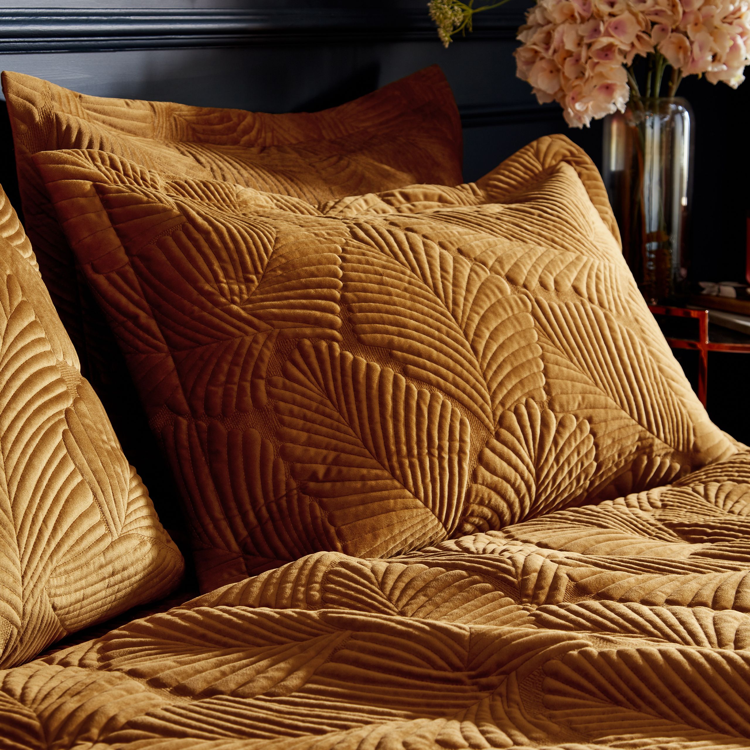 Add showstopping style and opulence to your bedroom with our quilted Palmeria bedding, featuring luxe embroidery on a soft, sumptuous velvet. With a delicate cotton reverse to help keep you cool and comfortable at night, and oxford edge pillowcases for the perfect finishing touch. Additional pillowcase and coordinating cushion available to purchase separately.