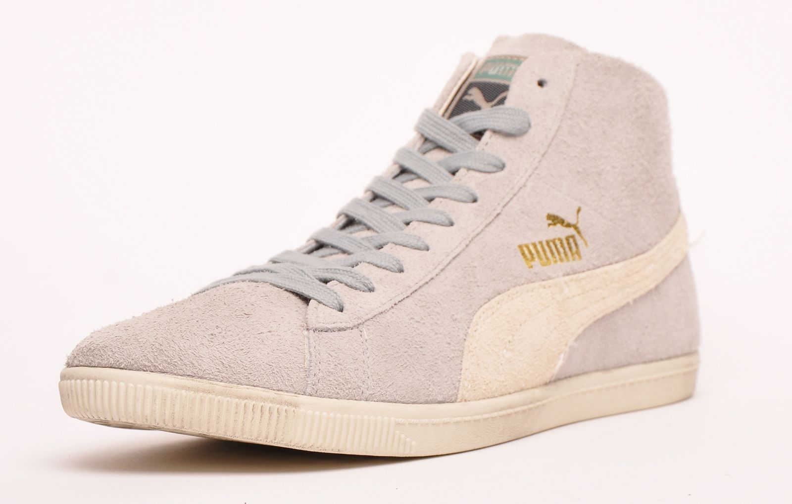 Puma Gylde Mid VTG Grey Trainers. Puma Gylde Mid VTG Grey Trainers. Style: 354392-04. Classic Puma Suede High Top Sneaker. Lace Fasten Trainers, Worn Frayed Thread Detail. Branding On Tongue, Back and Side