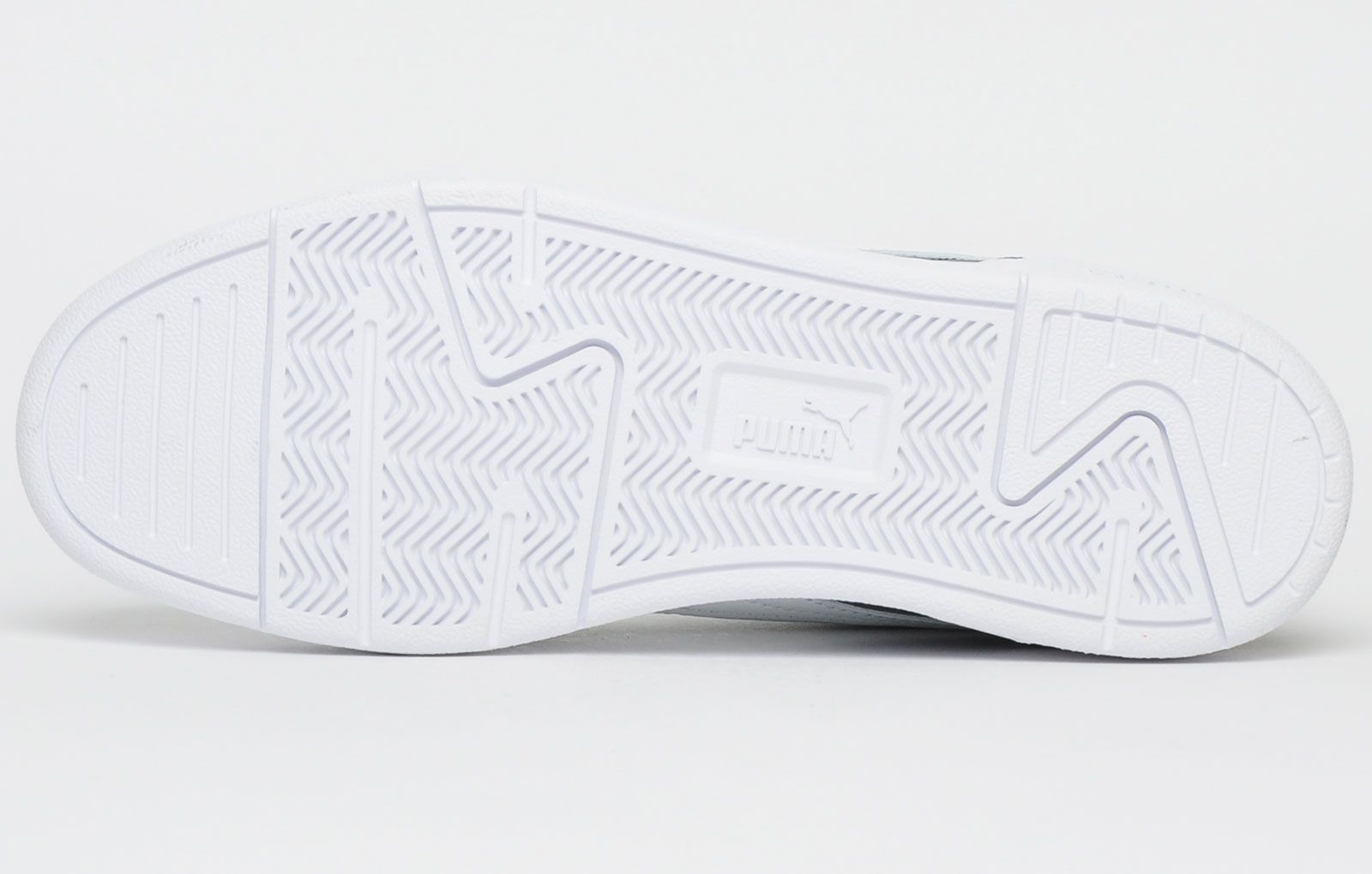 <p>The Puma Caracal is another classic from Puma’s court heritage constructed with a tennis inspired silhouette featuring a premium leather upper paired with a durable cupsole for a timeless look</p> <p>SoftFoam+ Puma’s comfort sockliner delivers long-lasting comfort that provides soft cushioning with every step you take.</p> <p>- Leather upper</p> <p> - Classic lace up system</p> <p>- SoftFoam+ comfort sockliner</p> <p>- Padded tongue and heel</p> <p>- Durable grippy outsole</p> <p>- Puma branding throughout</p>