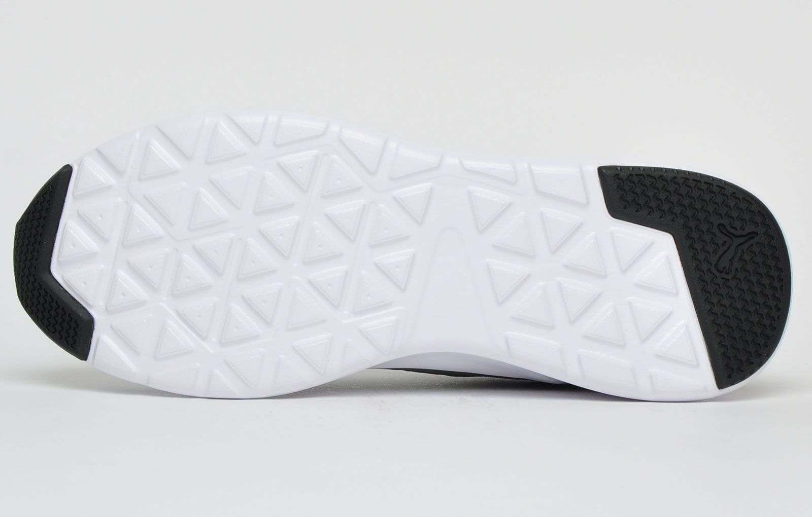 Designed for runners of all levels craving a relaxed silhouette that easily transitions from everyday wear to the rigours of road running, Puma have designed this athletic addition to the ultra-popular PUMA Wired family. <p>Featuring a breathable mesh upper and an advanced IMEVA midsole for superior comfort throughout your runs, workouts, or just general everyday wear. These Puma Wired Trainers deliver unparalleled performance and comfort for sporting enthusiasts seeking a trainer for multi-functional wear</p> <p>- Lightweight breathable textile mesh upper </p> <p>- Elasticated strap secures foot in place</p> <p>- Secure lace up closure </p> <p>- Puma IMEVA midsole offers support and comfort </p> <p>- Puma Softfoam + insole for sumptuous fatigue free wear</p> <p>- Puma branding throughout</p>