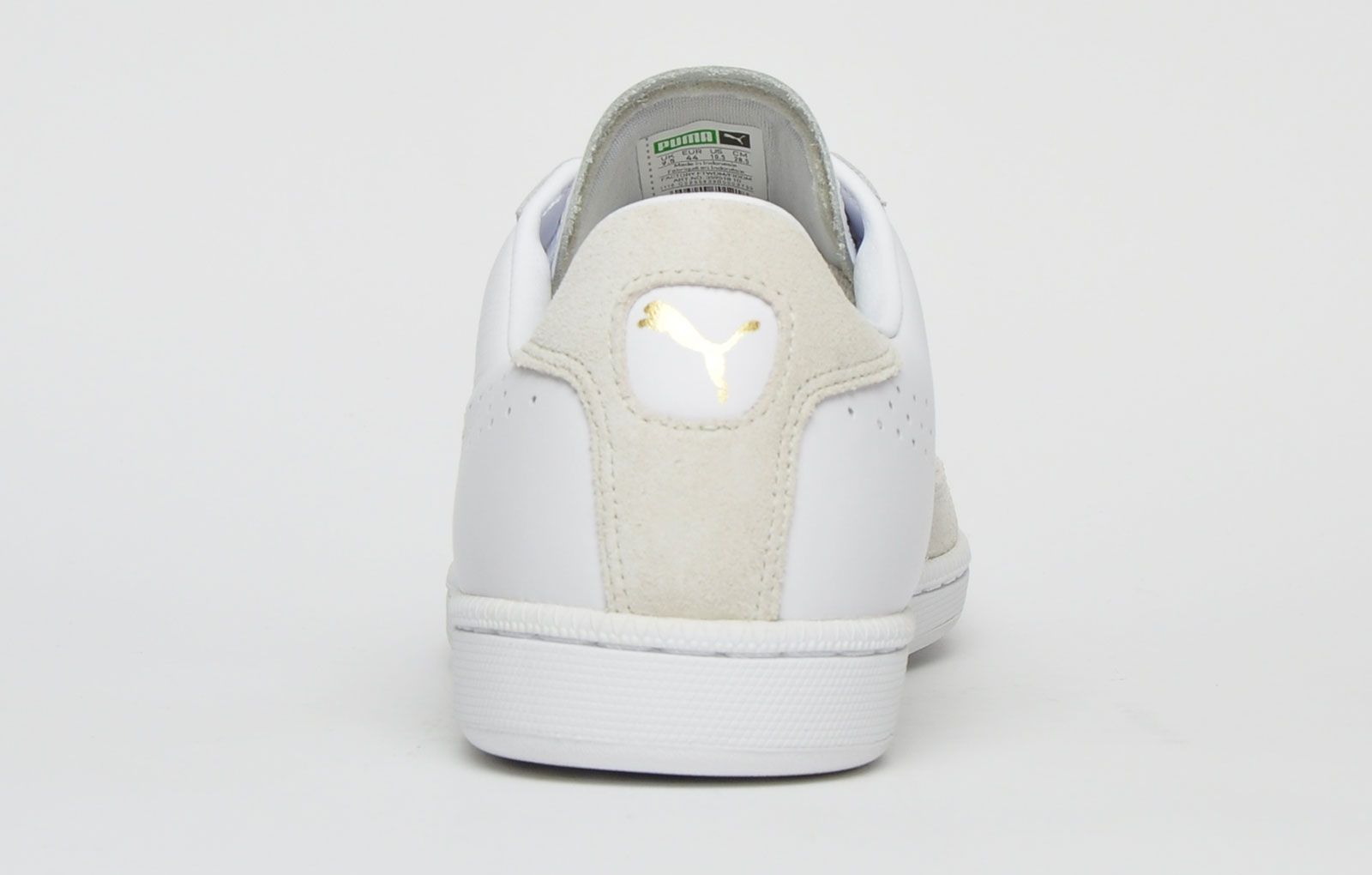 <p>The Puma Match 74 UPC from the iconic 1974 tennis collection features a soft leather upper with side perforations for breathability with the addition of suede panelling to the sides and heel with gold Puma branding to the side to complete the look.</p> <p>The Match 74 men’s shoe is finished off with a durable rubber sole with a textured vintage styled finish which will provide stability and grip on all surfaces and with a slimmed down look to give that sporty designer feel</p><br> <p class=