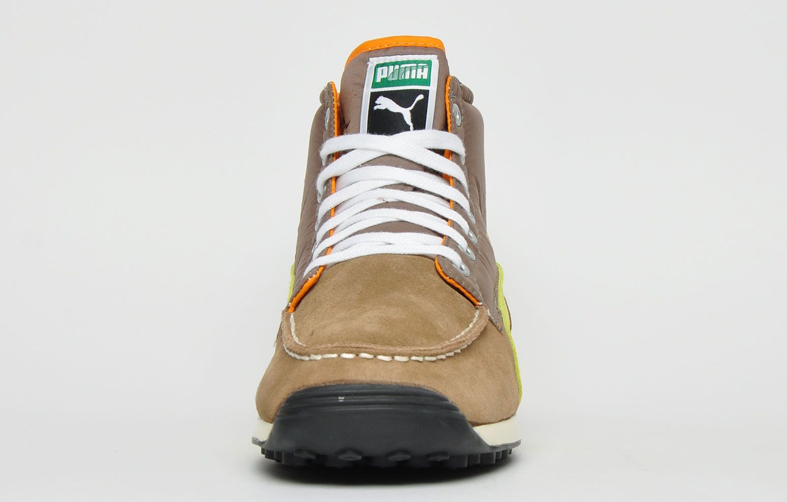 The Puma Easy Wing L Mashup is a fashionable and durable trainer boot that's perfect for the coming season. <p>Puma have adeptly transformed their popular Puma Easy Rider trainer into a stylish boot. They feature a quality nubuck leather nylon and synthetic mixed upper complimented with contrast metal eyelets and iconic Puma Formstripe branding adorned to the side of the upper for instant brand recognition.</p> <p>These trainers are further enhanced with a premium cushy midsole and a lug treaded outsole designed to offer supreme traction across a multitude of surfaces </p> <p>- Premium nubuck leather / nylon / synthetic mix upper </p> <p>- Trainer boot construction </p> <p>- Secure up-front lace up closure </p> <p>- Contrast metal eyelets</p> <p>- Supportive and cushioned EVA midsole </p> <p>- Durable lug treaded rubber outsole offers grip </p> <p>- Puma branding throughout </p>