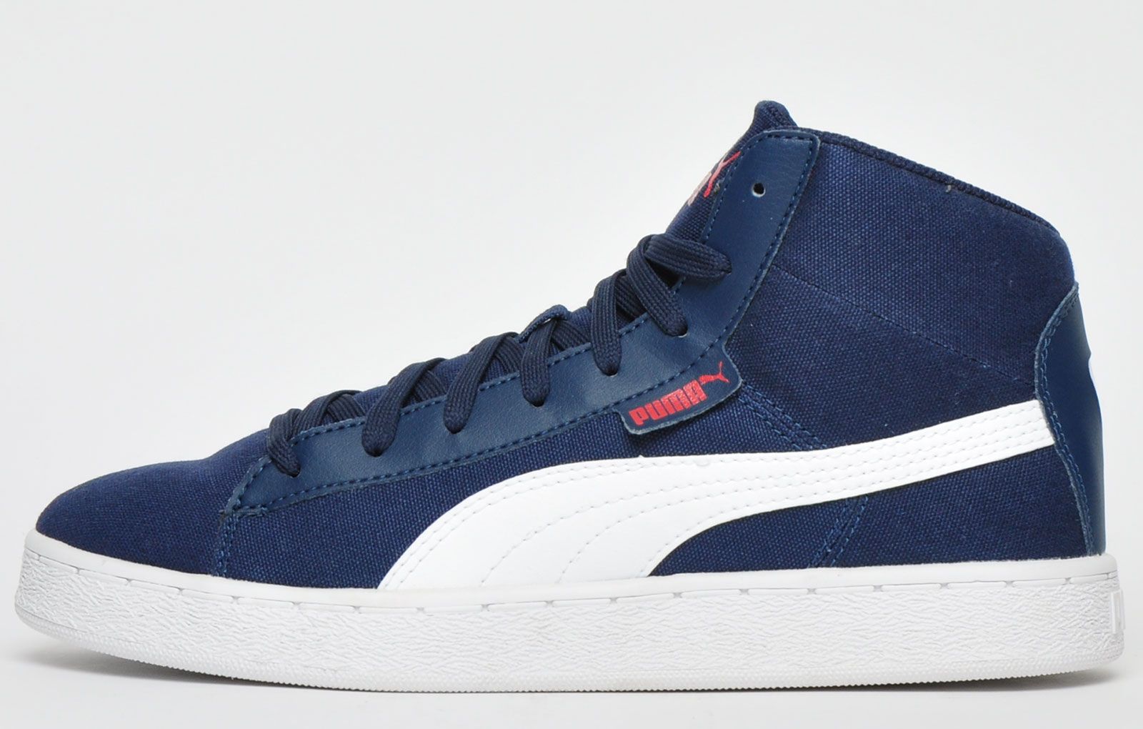 Puma always stood out as a brand that consistently offers iconic classic shoes. This ’48 Mid top canvas trainer is no exception, offering a premium styled upper with synthetic overlays, the 48 will make heads roll wherever it goes. <p>Featuring an EVA midsole and padded tongue and ankle collar – the 48 mid offers comfort like no other whilst the secure up-front lacing system and durable outsole offers lockdown stability across all wear. </p> <p>- Premium canvas upper </p> <p>- Mid top silhouette </p> <p>- Secure up-front lacing closure </p> <p>- Synthetic overlays for added style</p> <p>- PU heel cage for added stability </p> <p>- Vintage inspired outsole </p> <p>- Puma branding throughout </p>