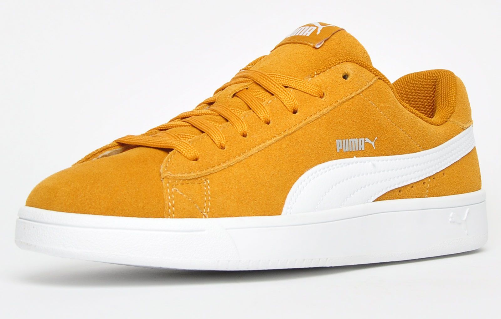 These Puma Court Breaker Derby mens trainers are presented in a court inspired silhouette with a modern day look and feel. <p class=