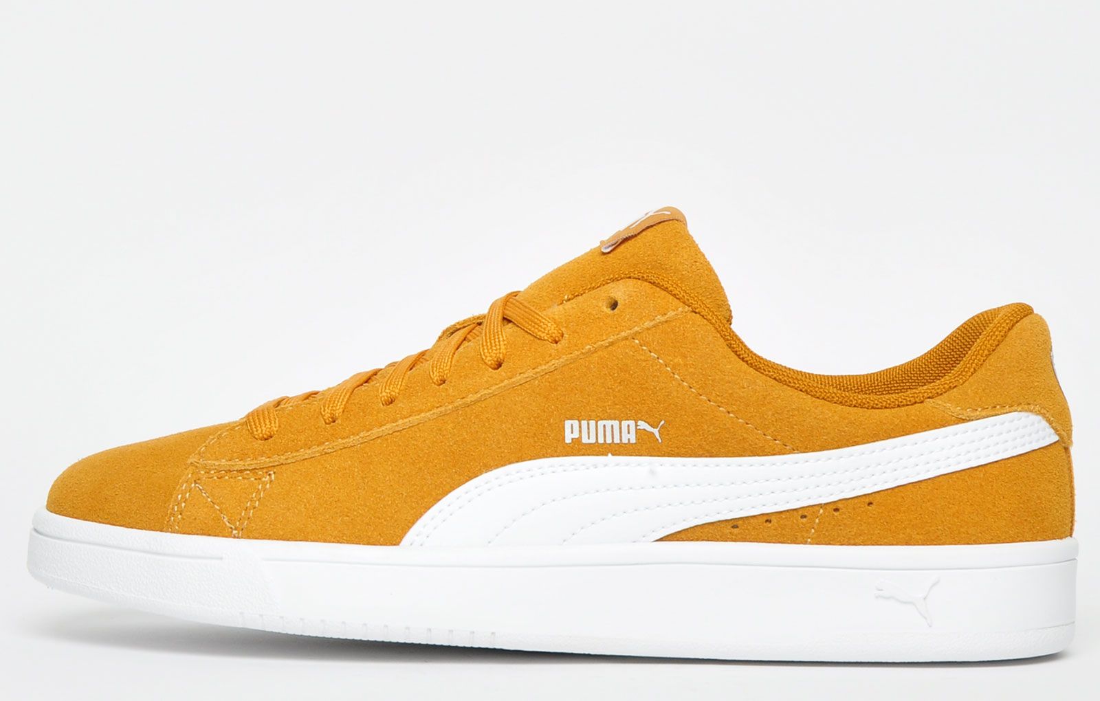 These Puma Court Breaker Derby mens trainers are presented in a court inspired silhouette with a modern day look and feel. <p class=
