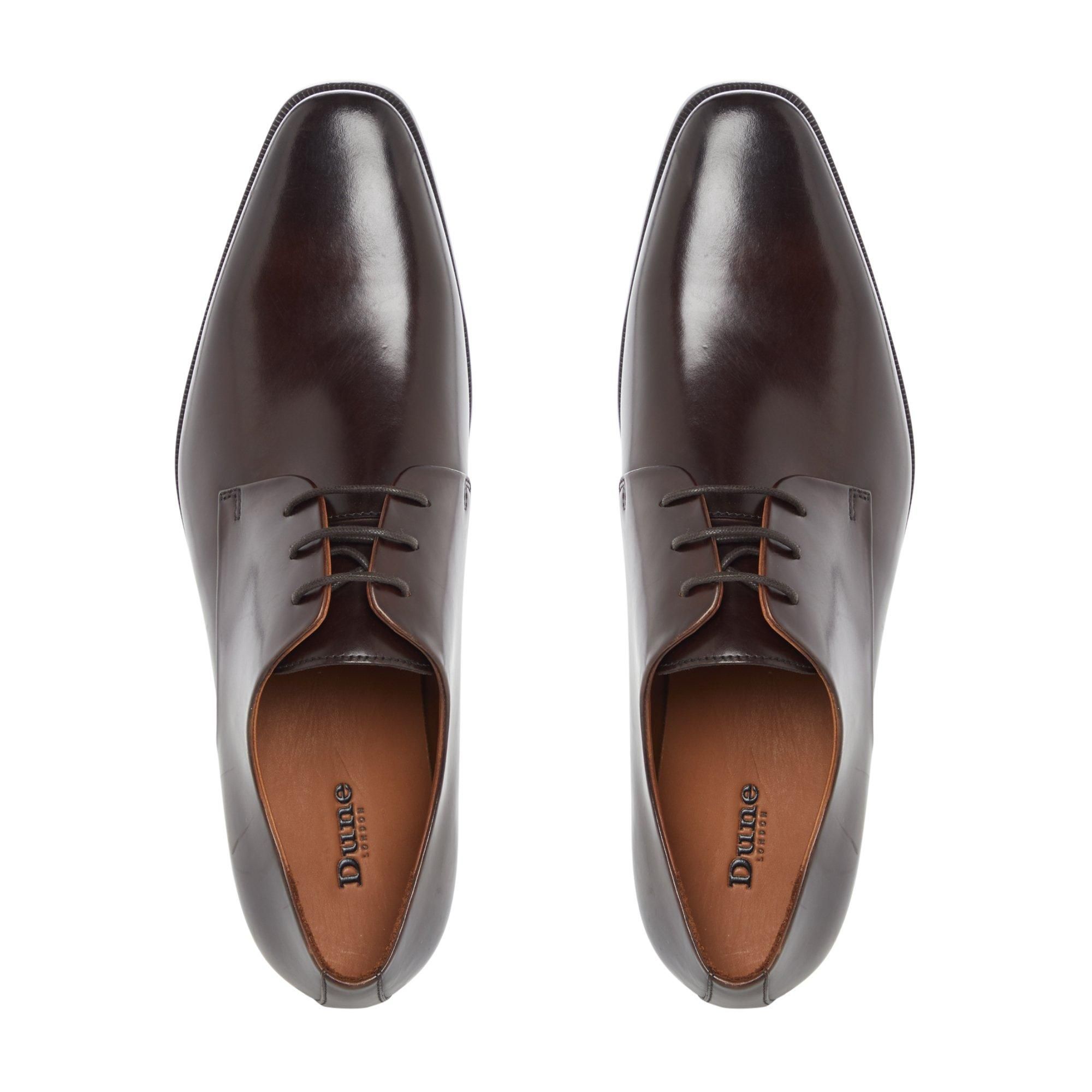 Simple yet sophisticated, the Superb shoe is ideal for formal outfits. Resting on a low block heel, with a contemporary panel design. They're finished with a square toe and secured with lace fastenings.