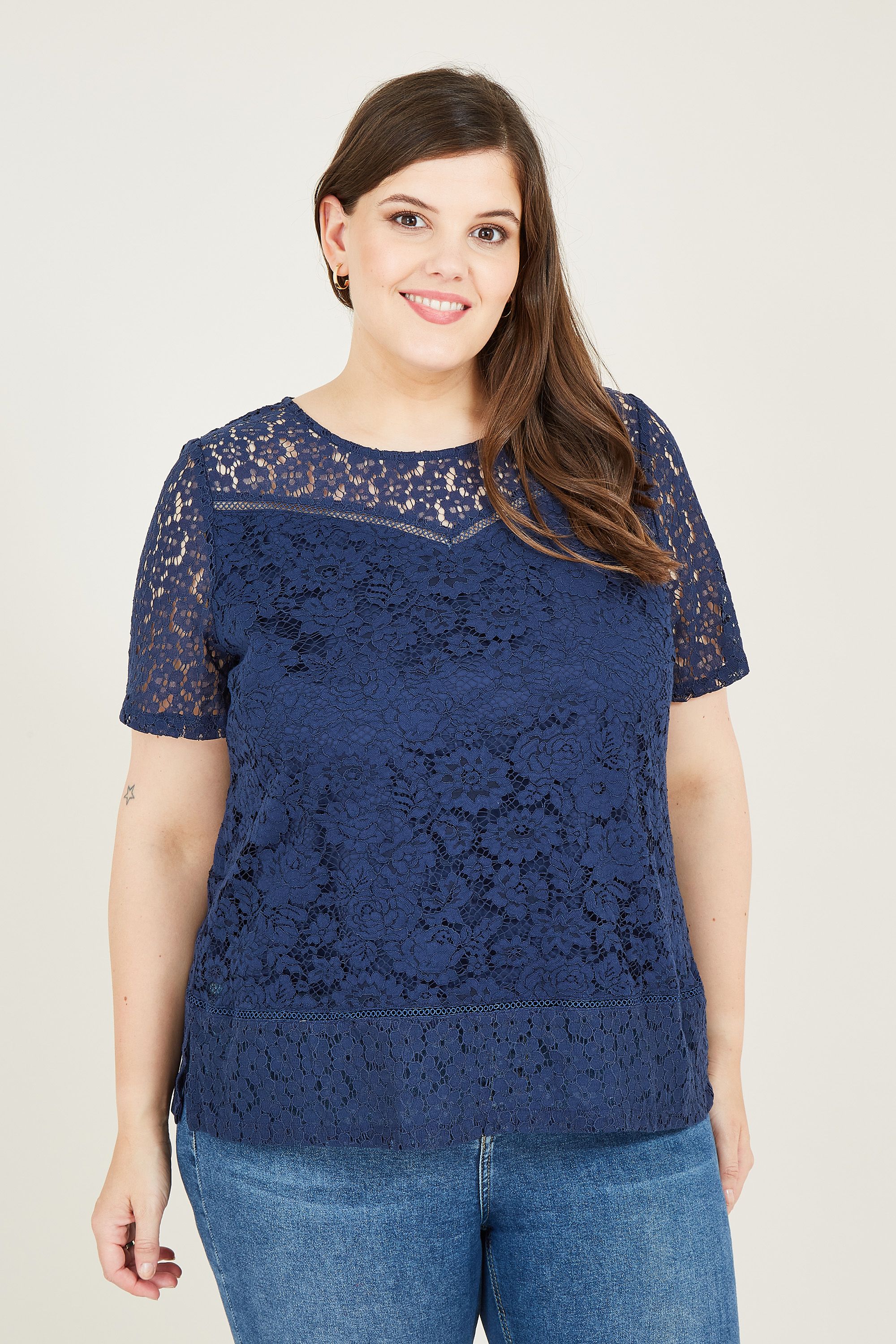 In a classic shape, our Plus Size Lace T-Shirt Top lends a versatile edge to your wardrobe. With a relaxed silhouette and short sleeves, it's designed with soft lace. Complete with a round neckline, team with your favourite pair of jeans.