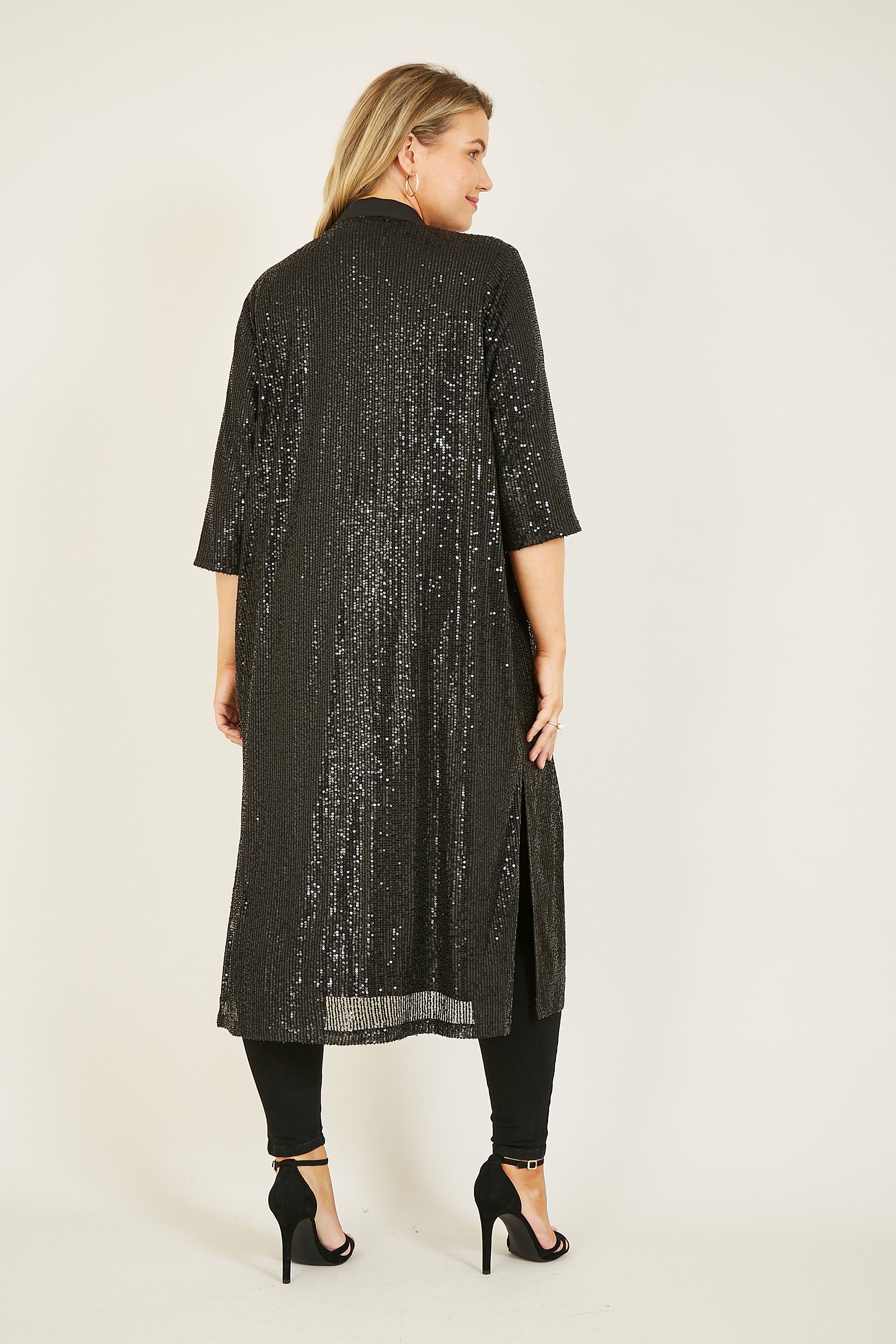 Yumi Curves Black Sequin Kimono