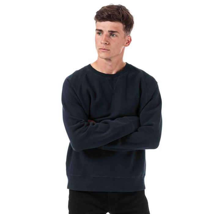 Mens Timberland Basic Crew Sweat  Navy. <BR><BR>- Crew neck.<BR>- Long sleeves.<BR>- Ribbed collar  cuffs and hems. <BR>- Lightweight.<BR>- Signature logo.<BR>- Branding on chest. <BR>- 83% cotton  17% polyester. Machine washable.<BR>- Ref: A1W6D4331.