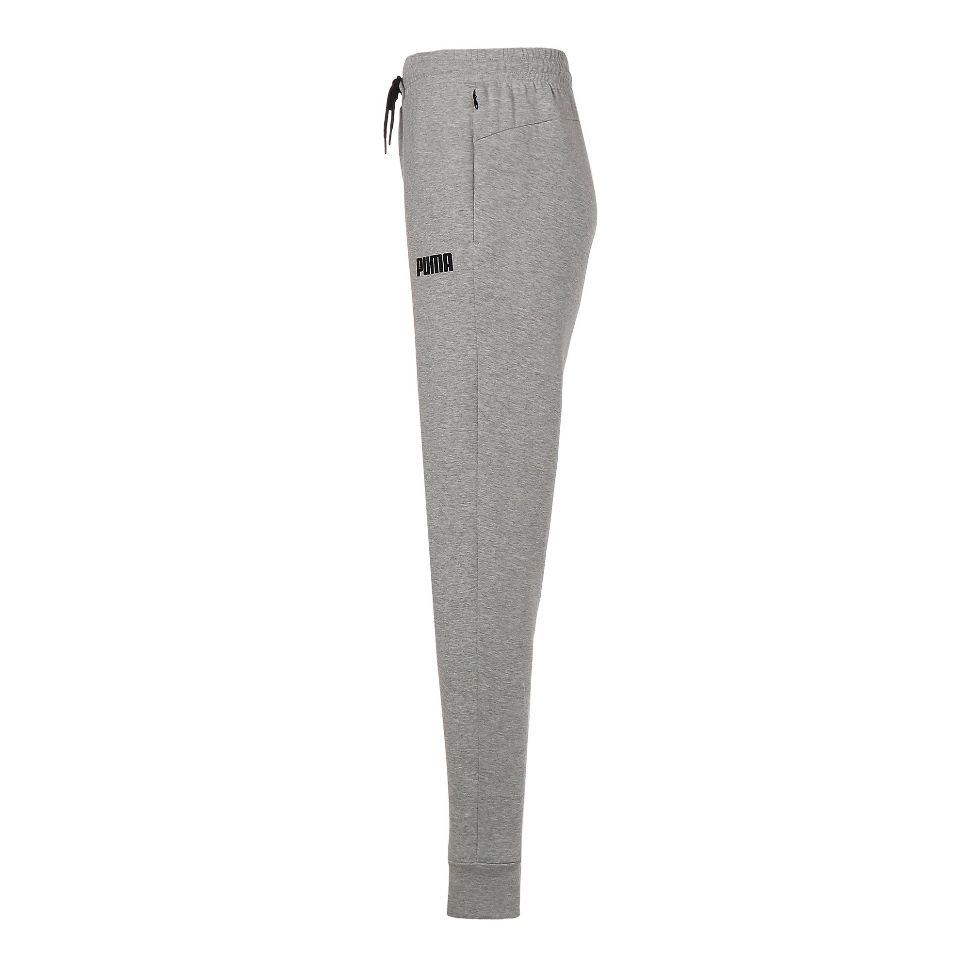  Perfect for relaxing at home or heading out, the SPACER Pants will keep you dry and fresh, thanks to their moisture-wicking material. DETAILS Regular fitComfortable style by PUMAPUMA branding detailsSignature PUMA design elements