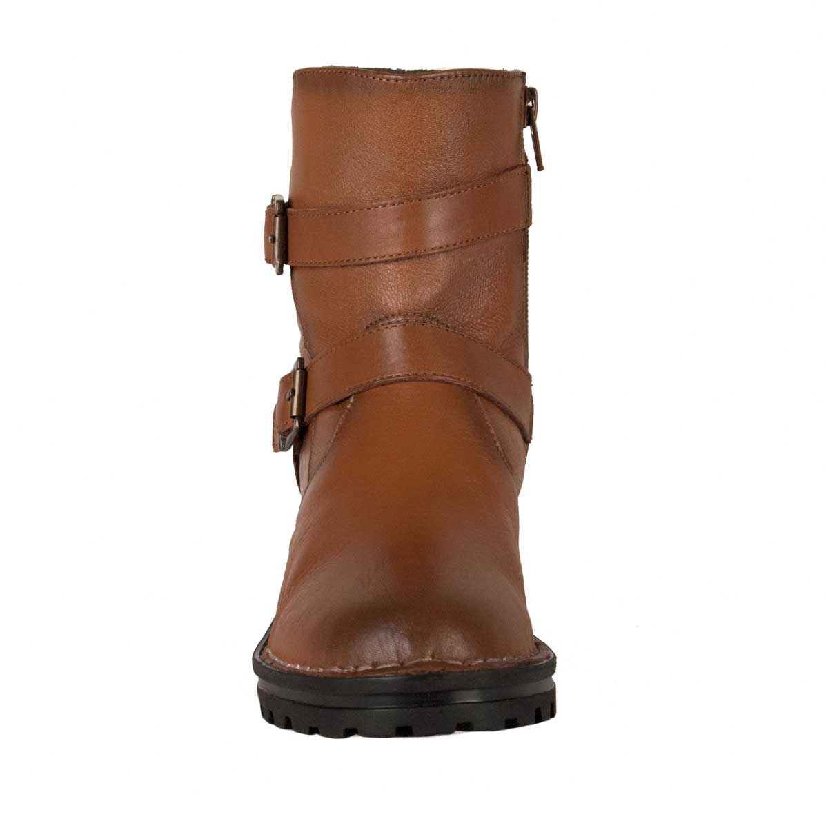 Ideal bike style boot with buckles. Manufactured in very soft natural skin and comfortable. Anti-slip rubber floor. Interior zipper. Previous and later buttress. Capsule collection by Wikers.