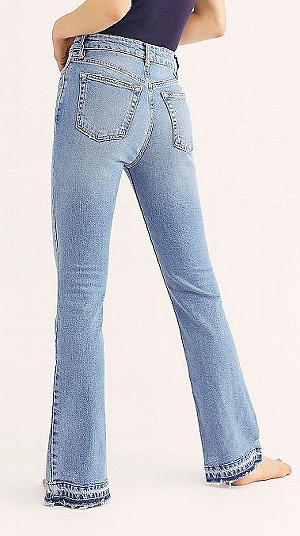 Color: Blues Size Type: Regular Bottoms Size (Women's): 27 Inseam: 30 Type: Jeans Style: Bootcut Rise: High Material: Cotton Blends Fabric Wash: Light Stretch: YES